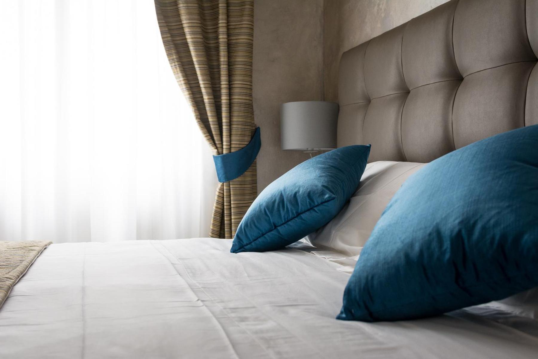 Deluxe Double or Twin Room with Private Bathroom