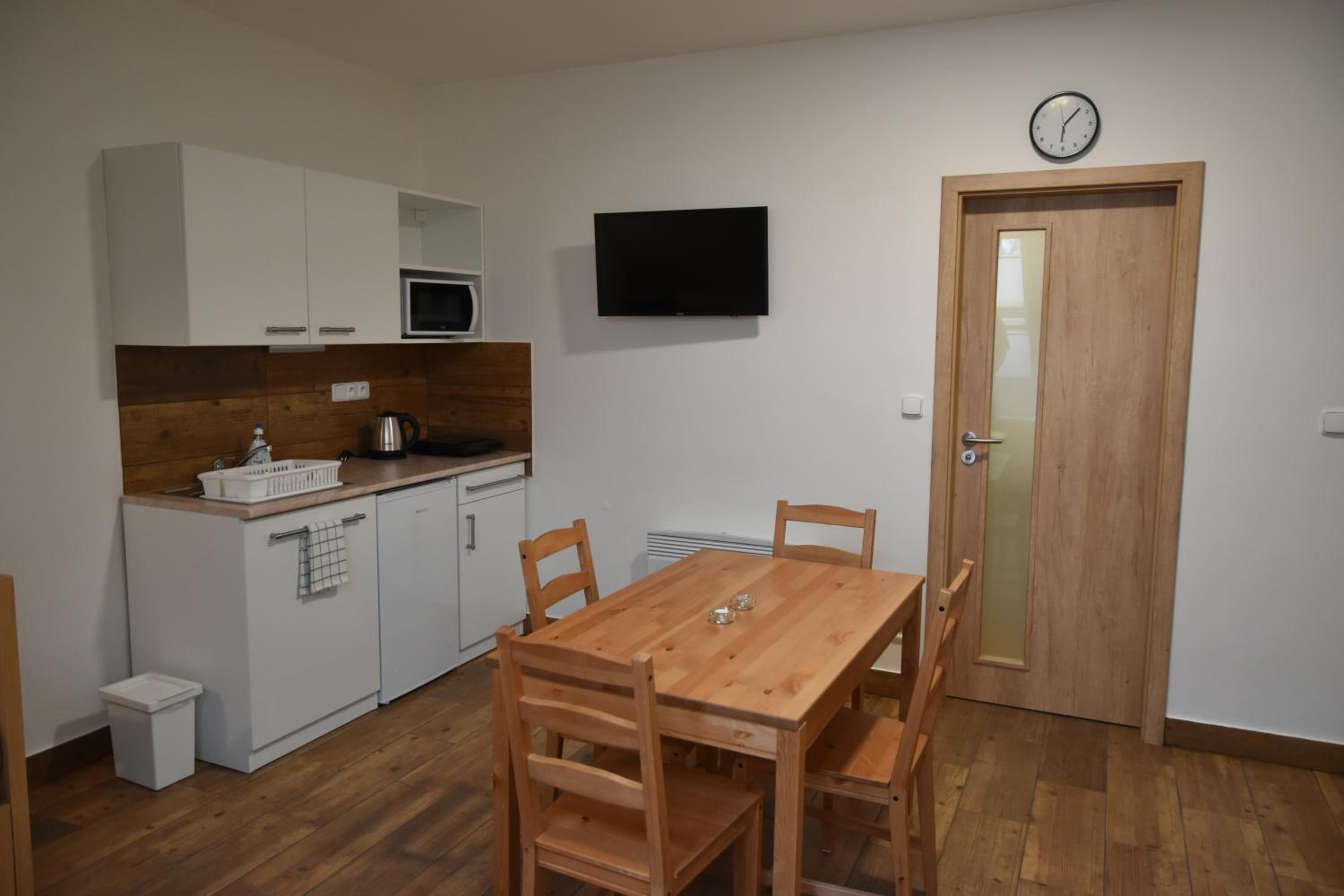 Double Room with Private Bathroom photo 2