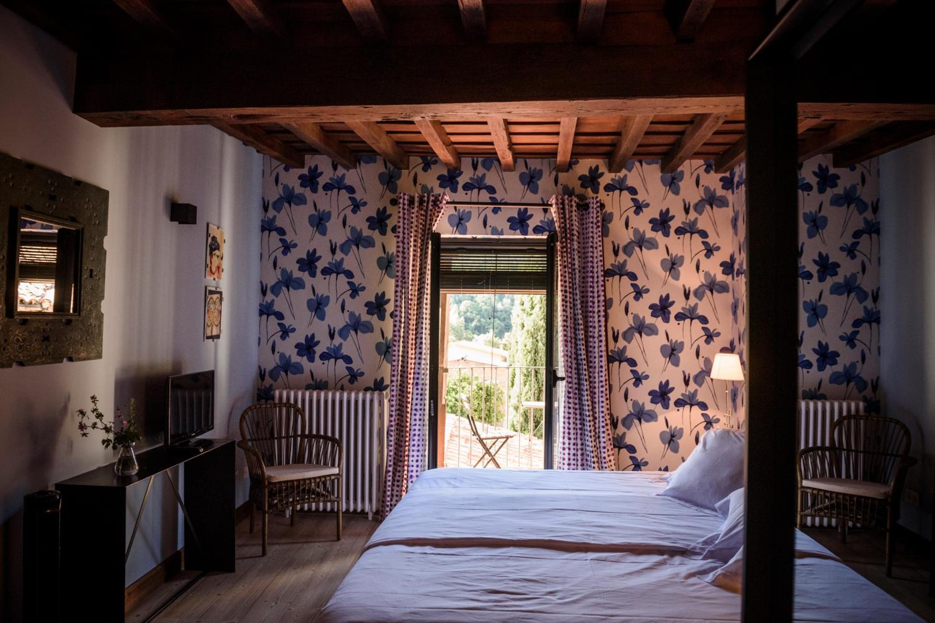 Deluxe Double Room with Terrace - Photo 2