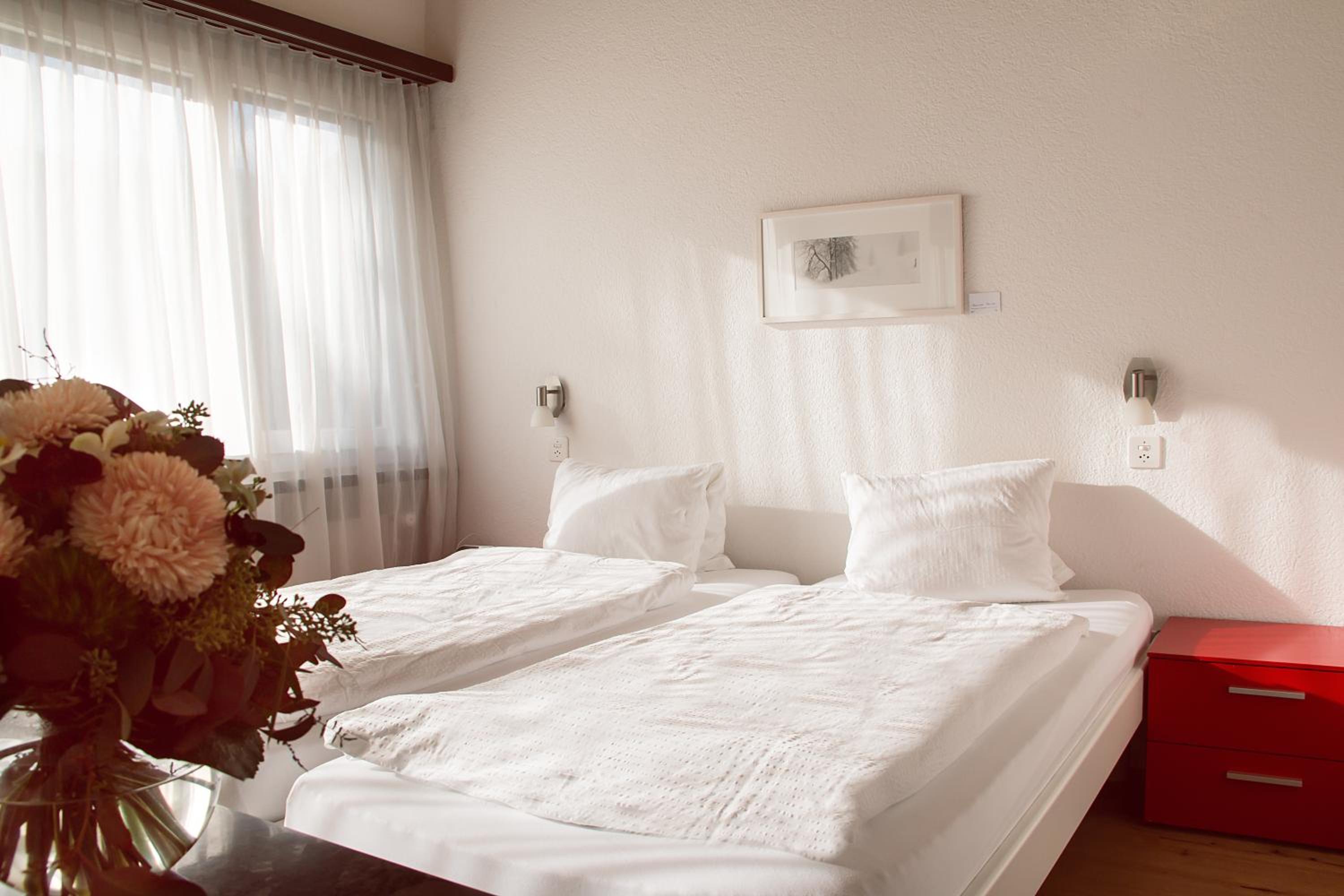 Standard Double Room - Photo 2