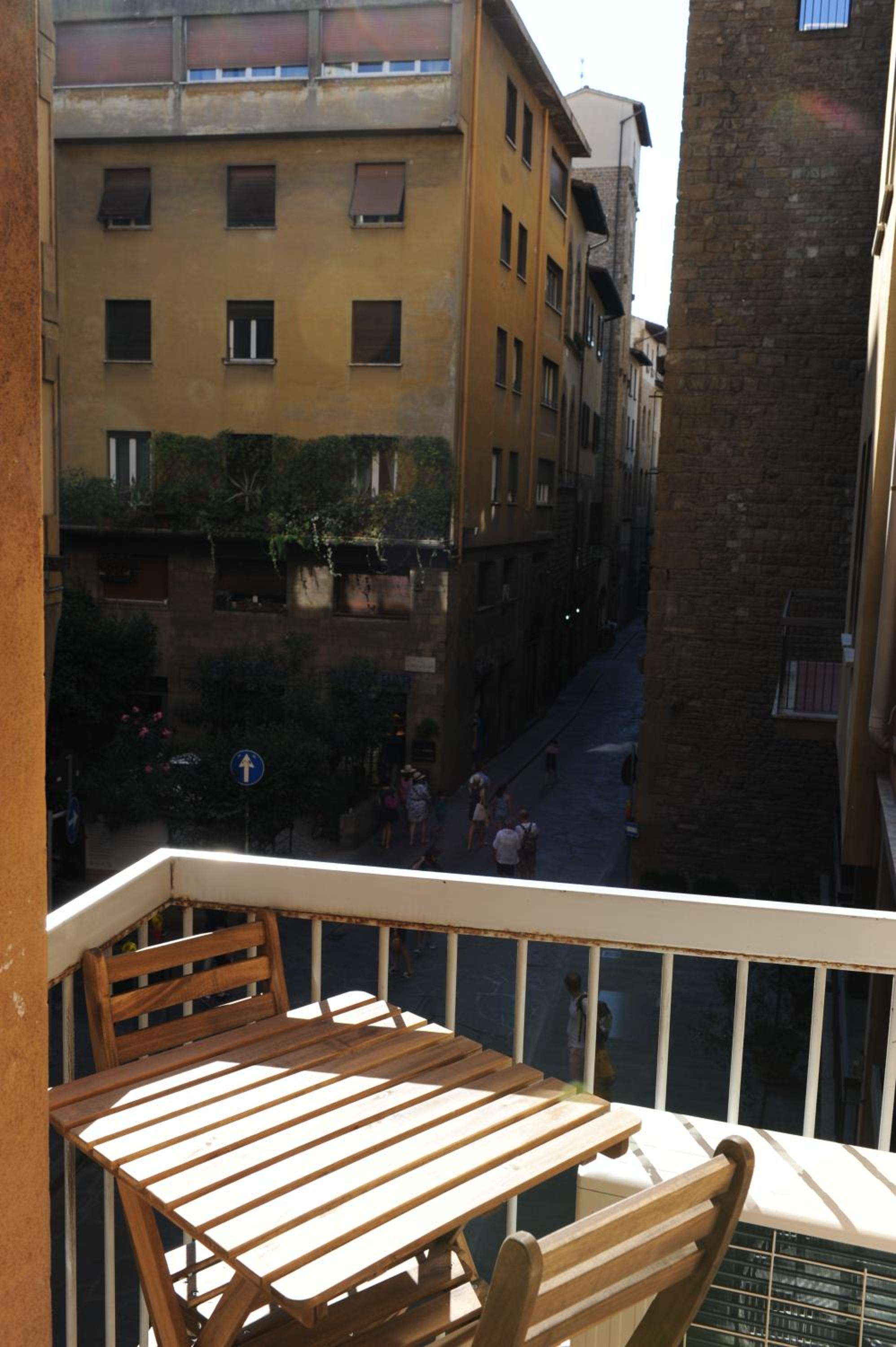 Deluxe Double Room with Balcony photo 3