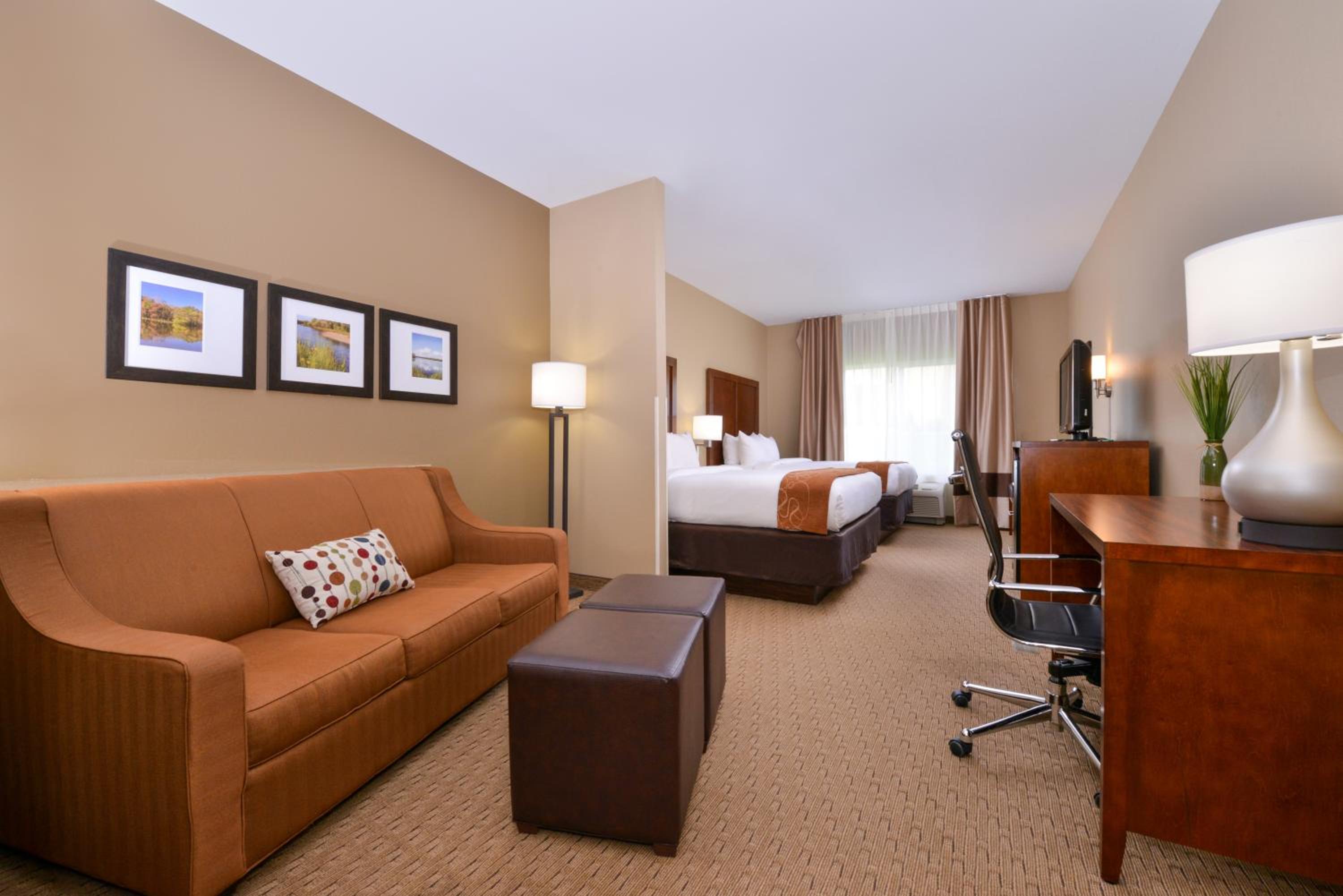 Queen Suite - Photo 5