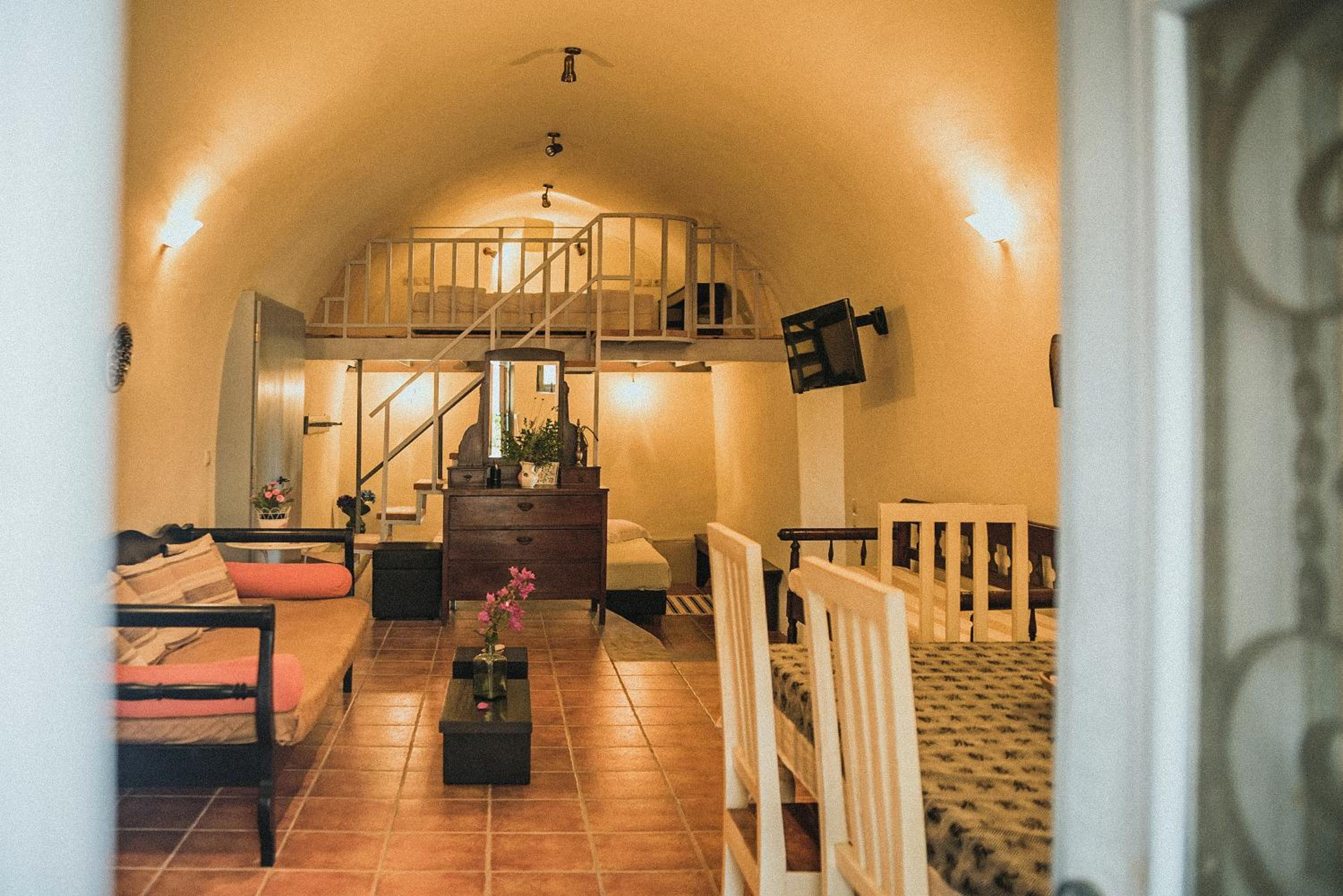 Apartment (2 Adults + 2 Children)