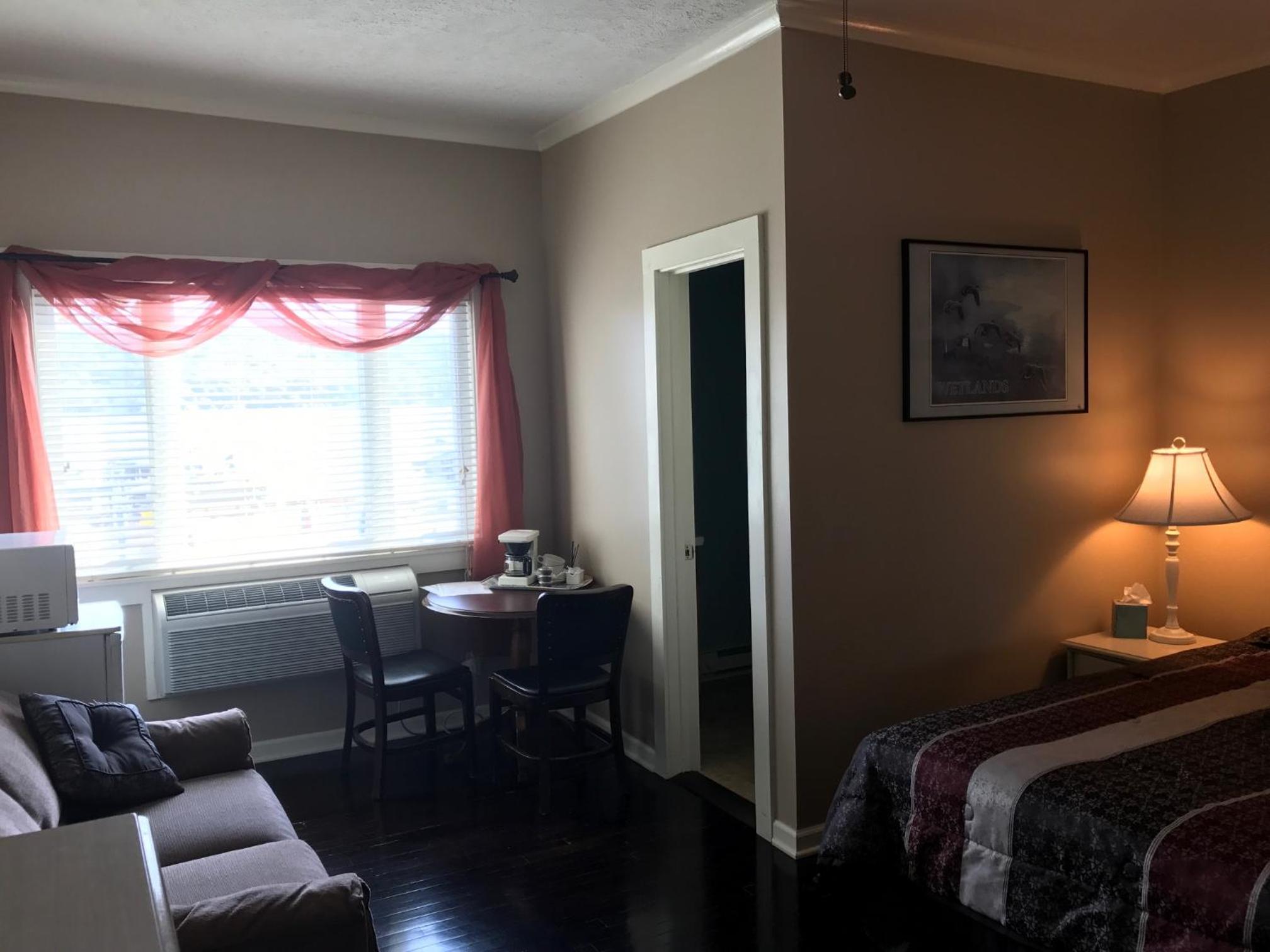 Double Room with Lake View photo 3