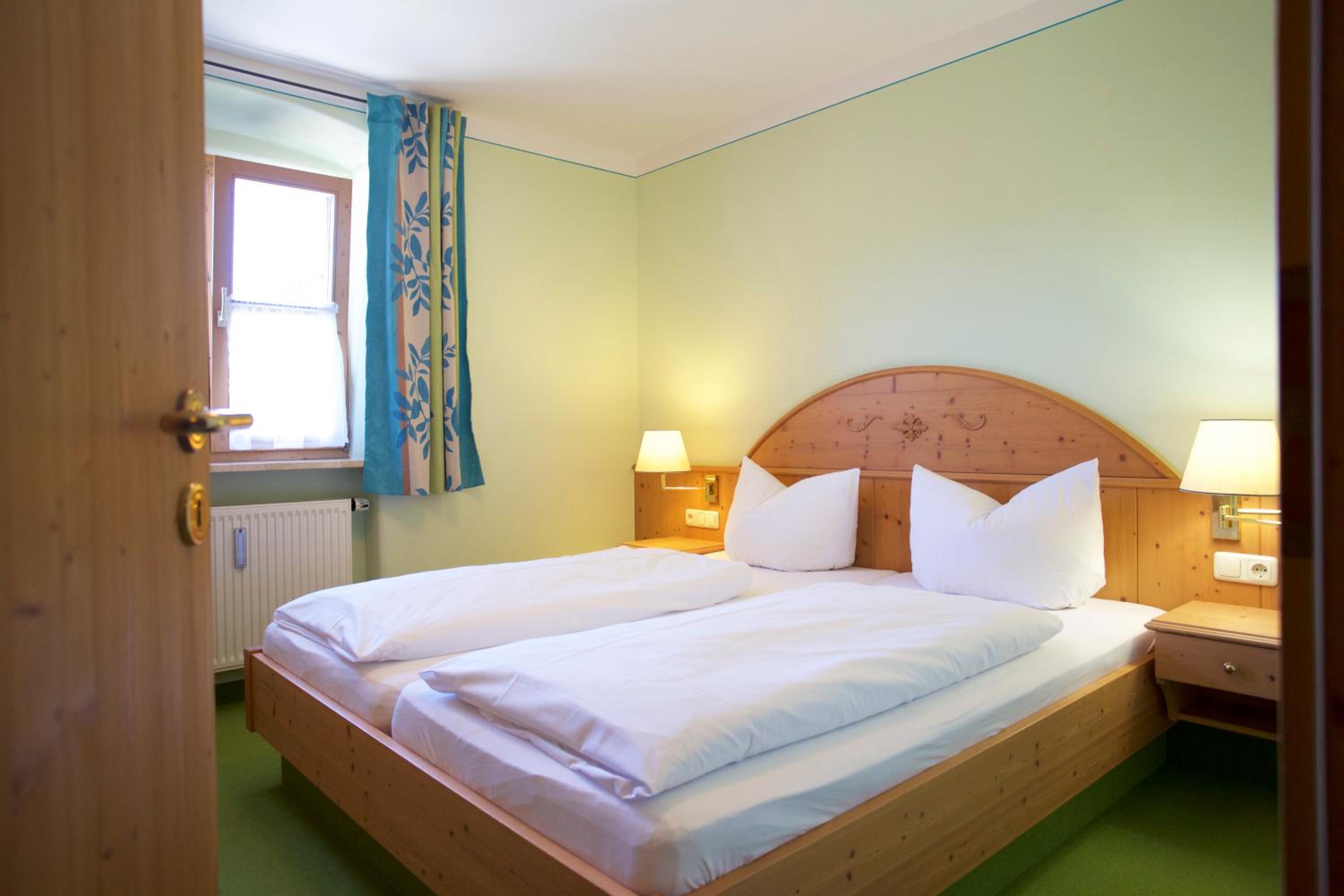 Deluxe Double Room photo 2