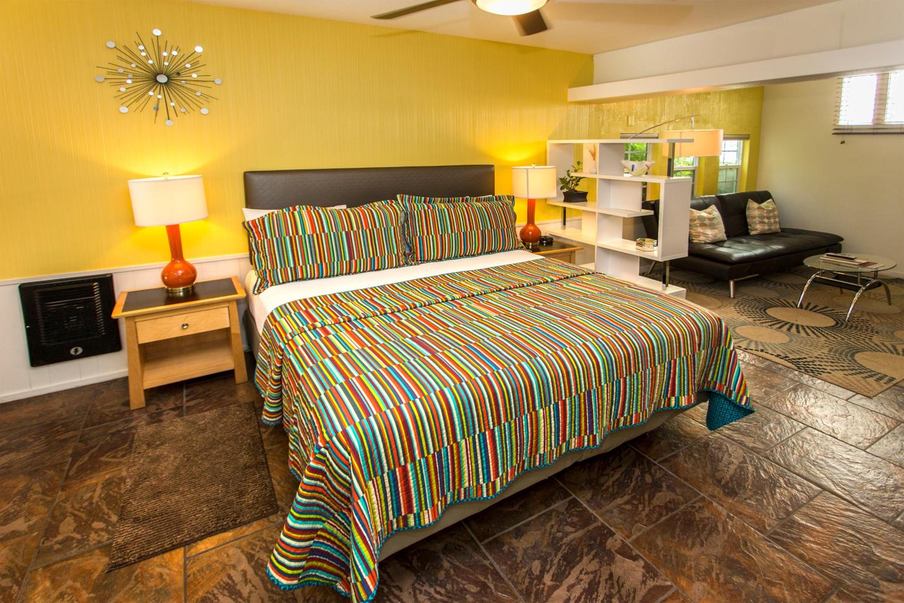 King Corner Suite