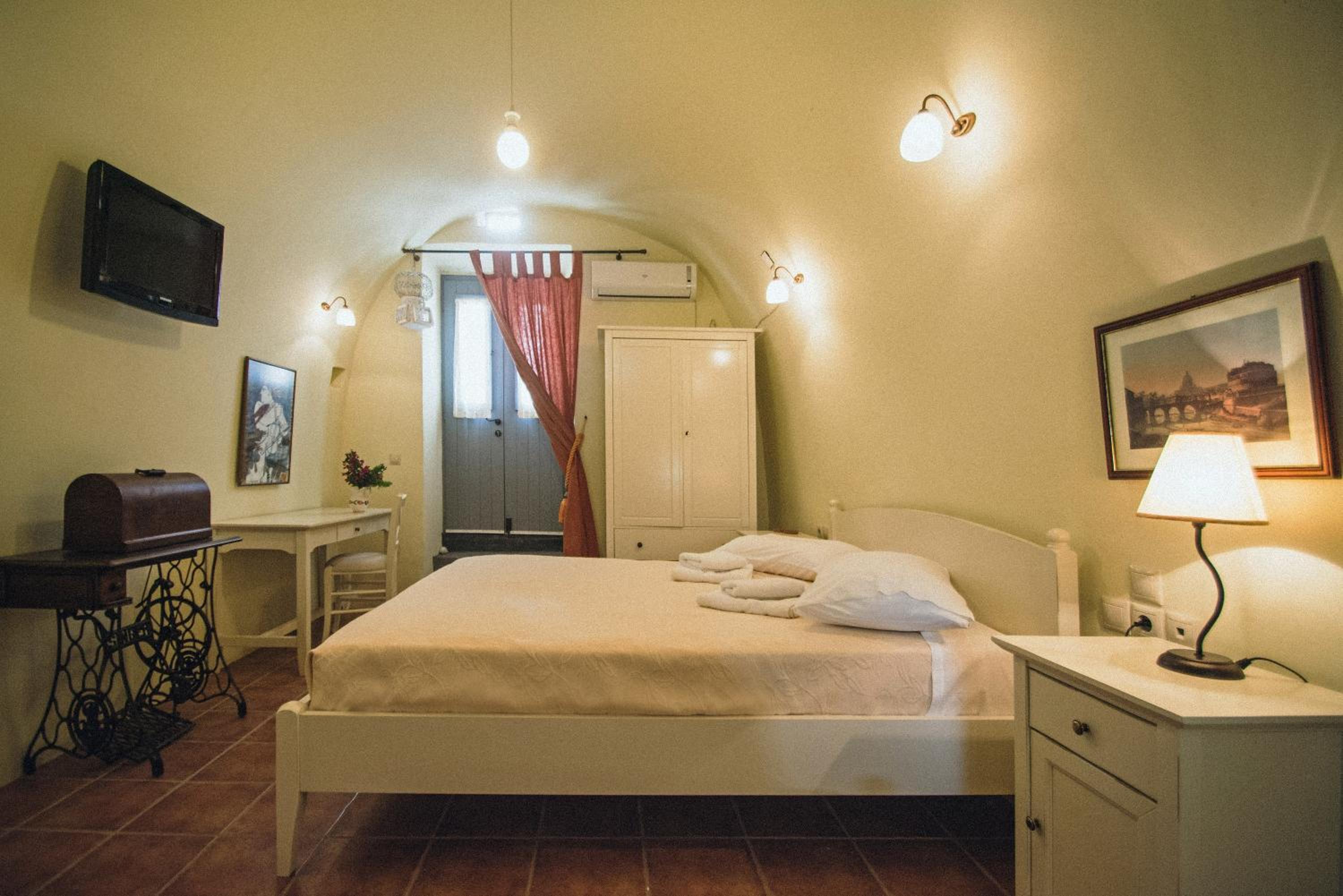 Apartment (3 Adults)