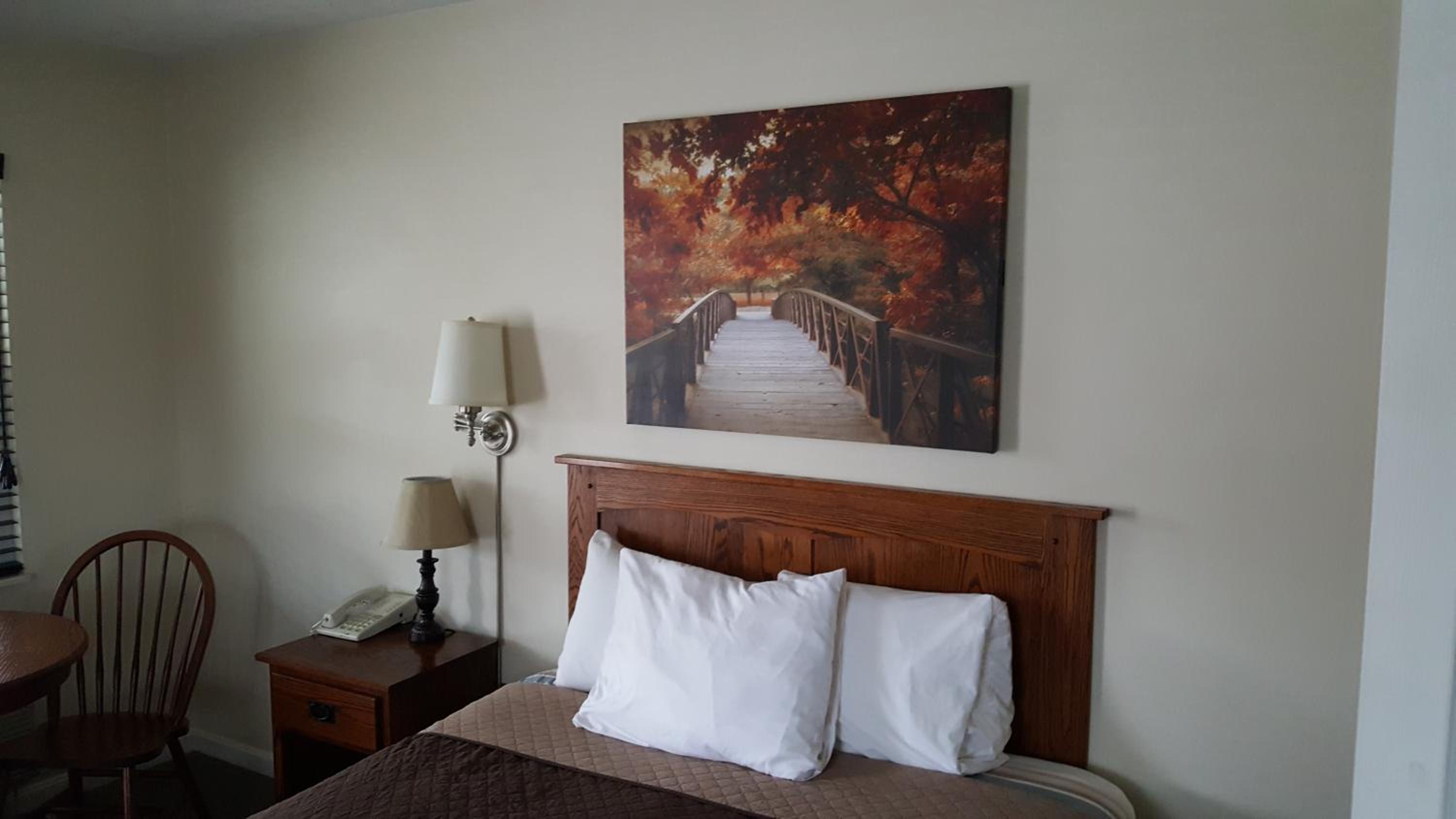 Standard Queen Room photo 1