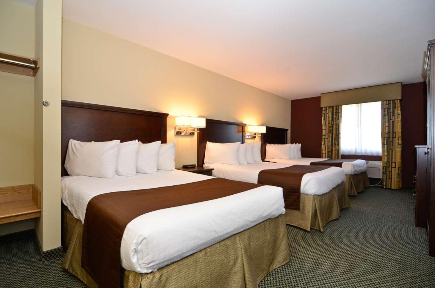 Doube Room With Three Double Beds