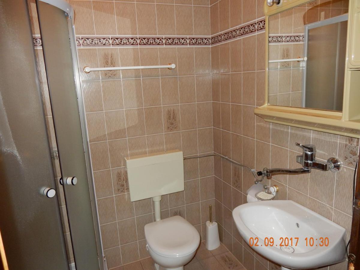 Apartment with Terrace and Sea View photo 1