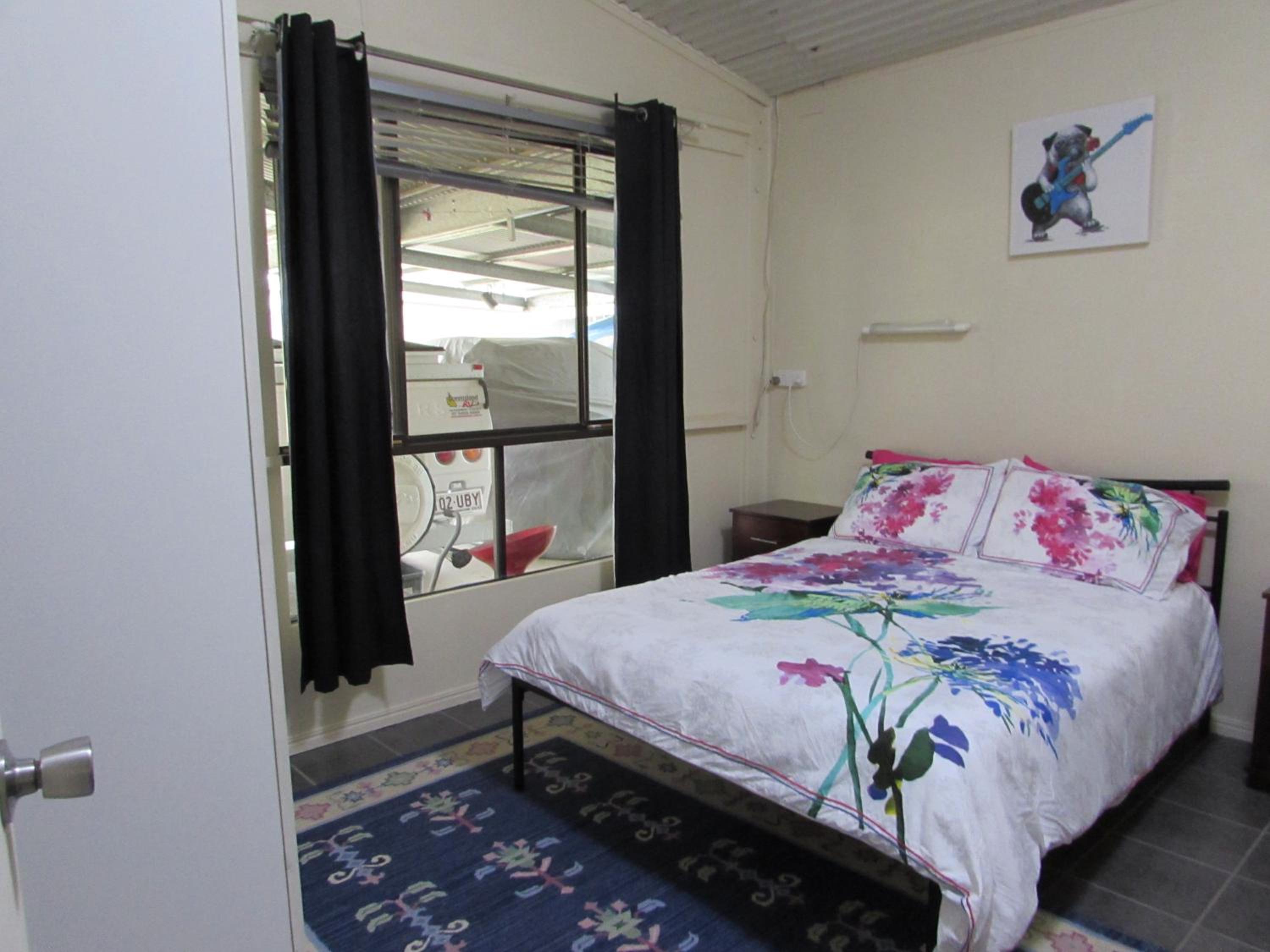 Budget Twin Room photo 1