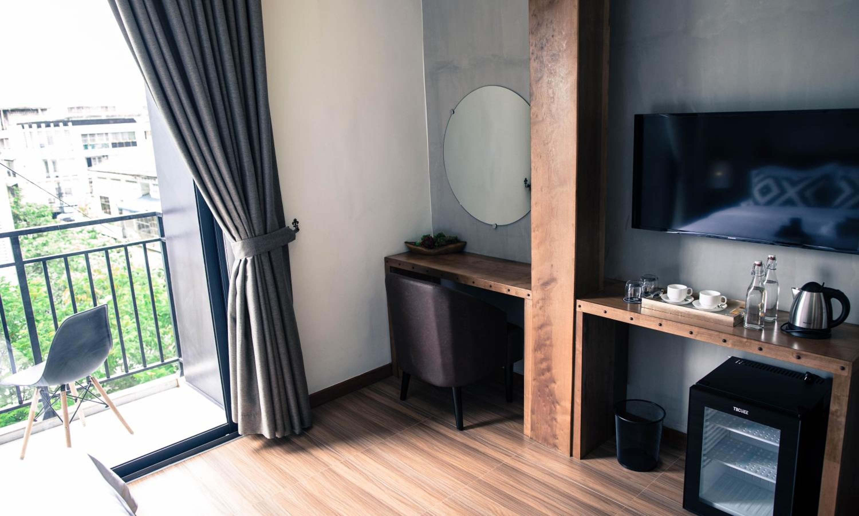 Deluxe Double Room With Balcony - Photo 6