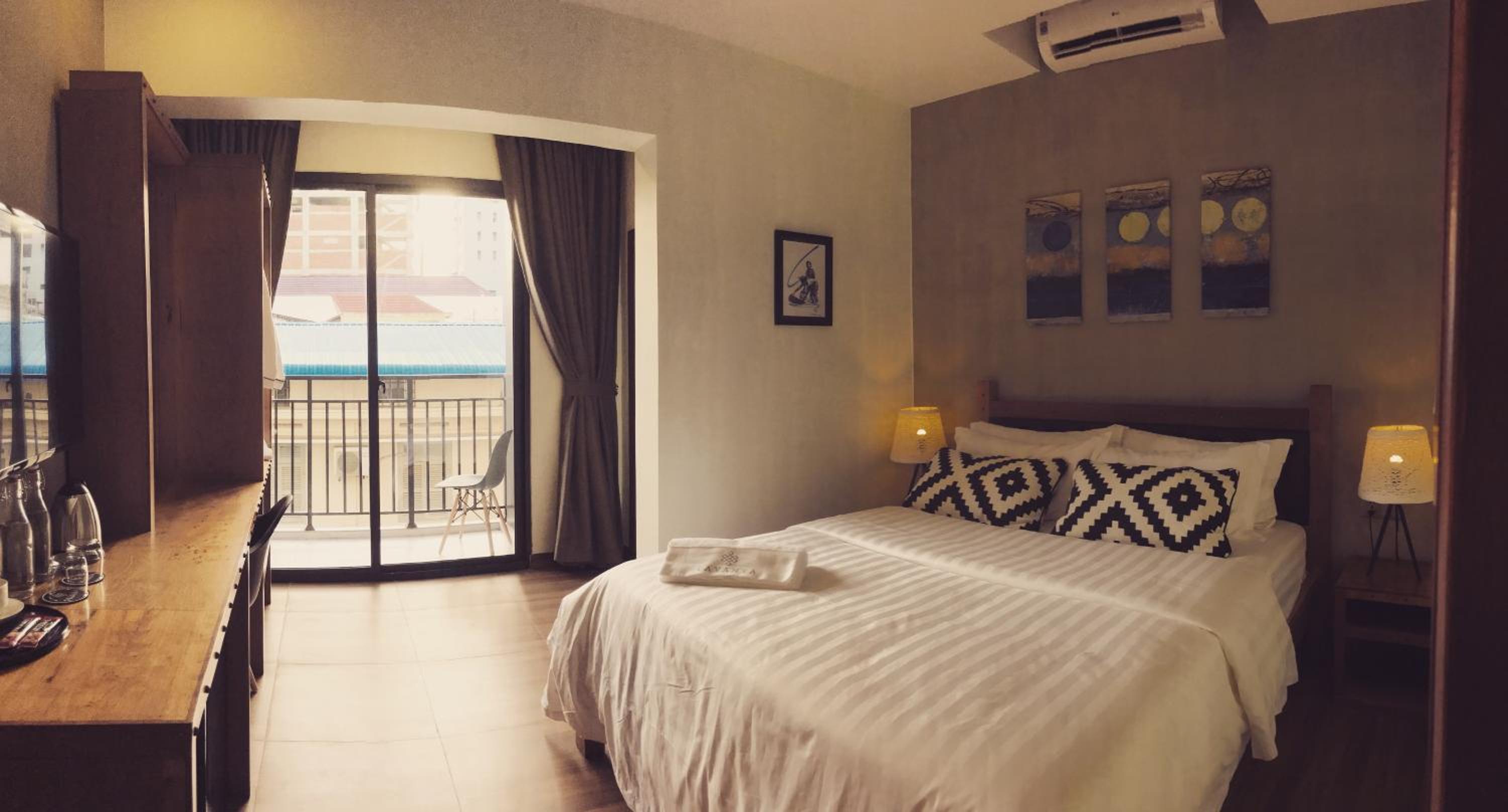 Superior Double Room With Balcony
