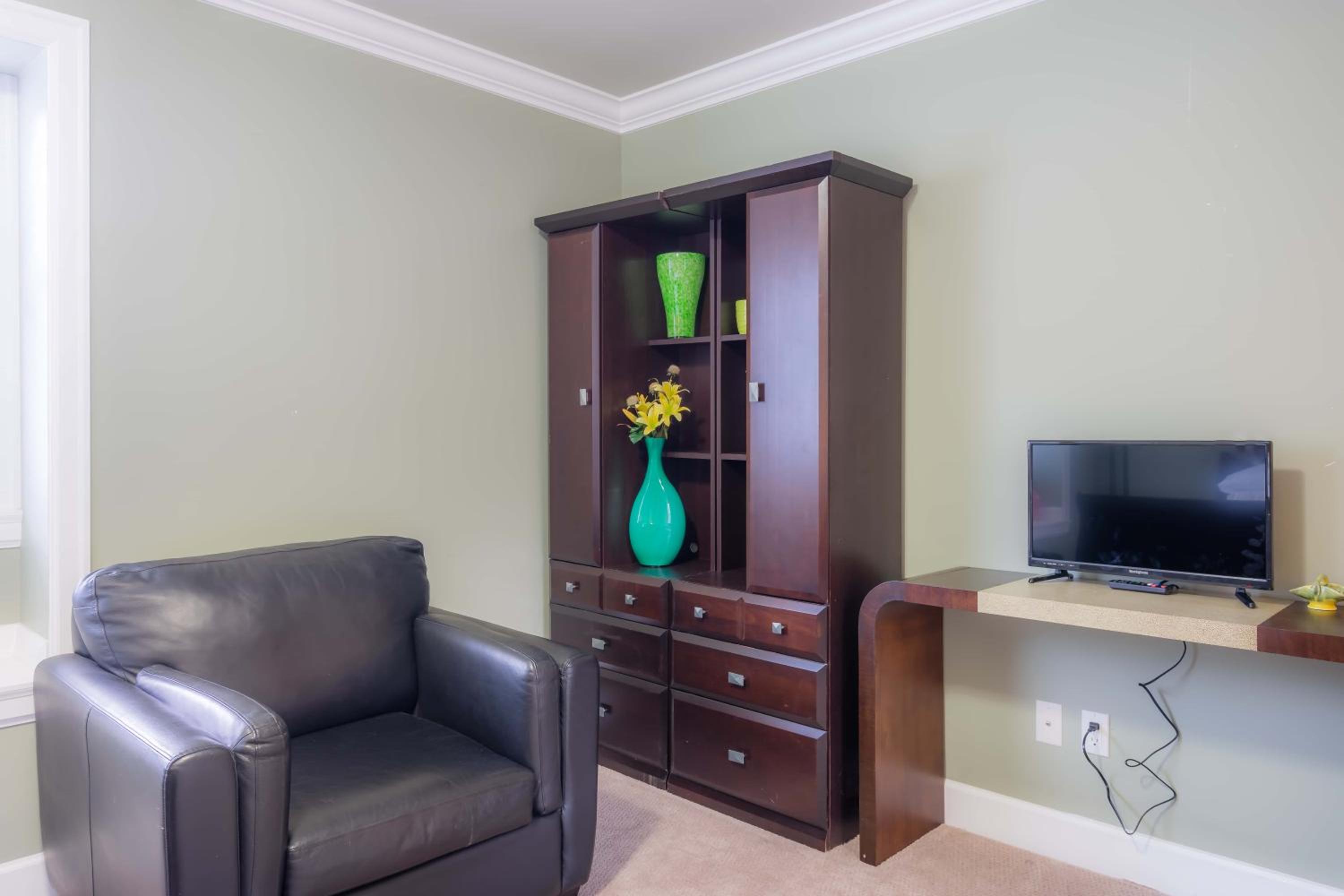 Double Room with Private Bathroom photo 3