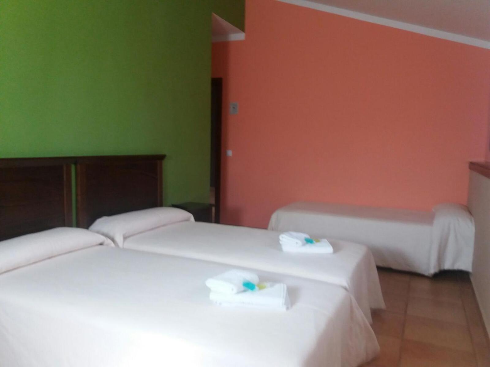 Habitación triple con cama adicional
