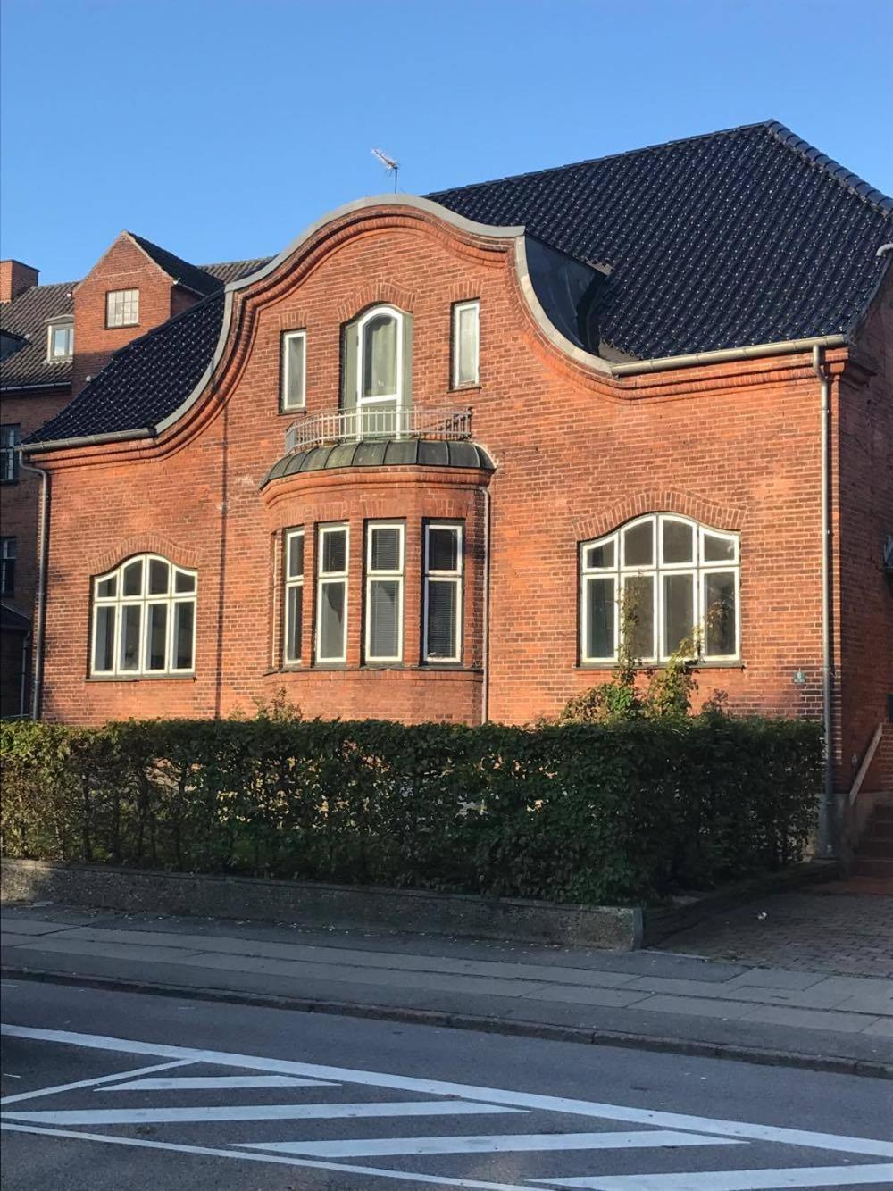 Villa photo 3