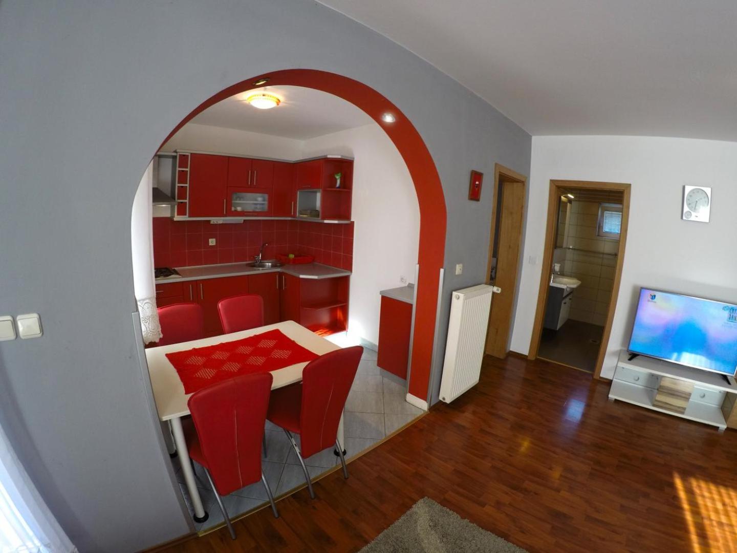 One-Bedroom Apartment - Photo 19