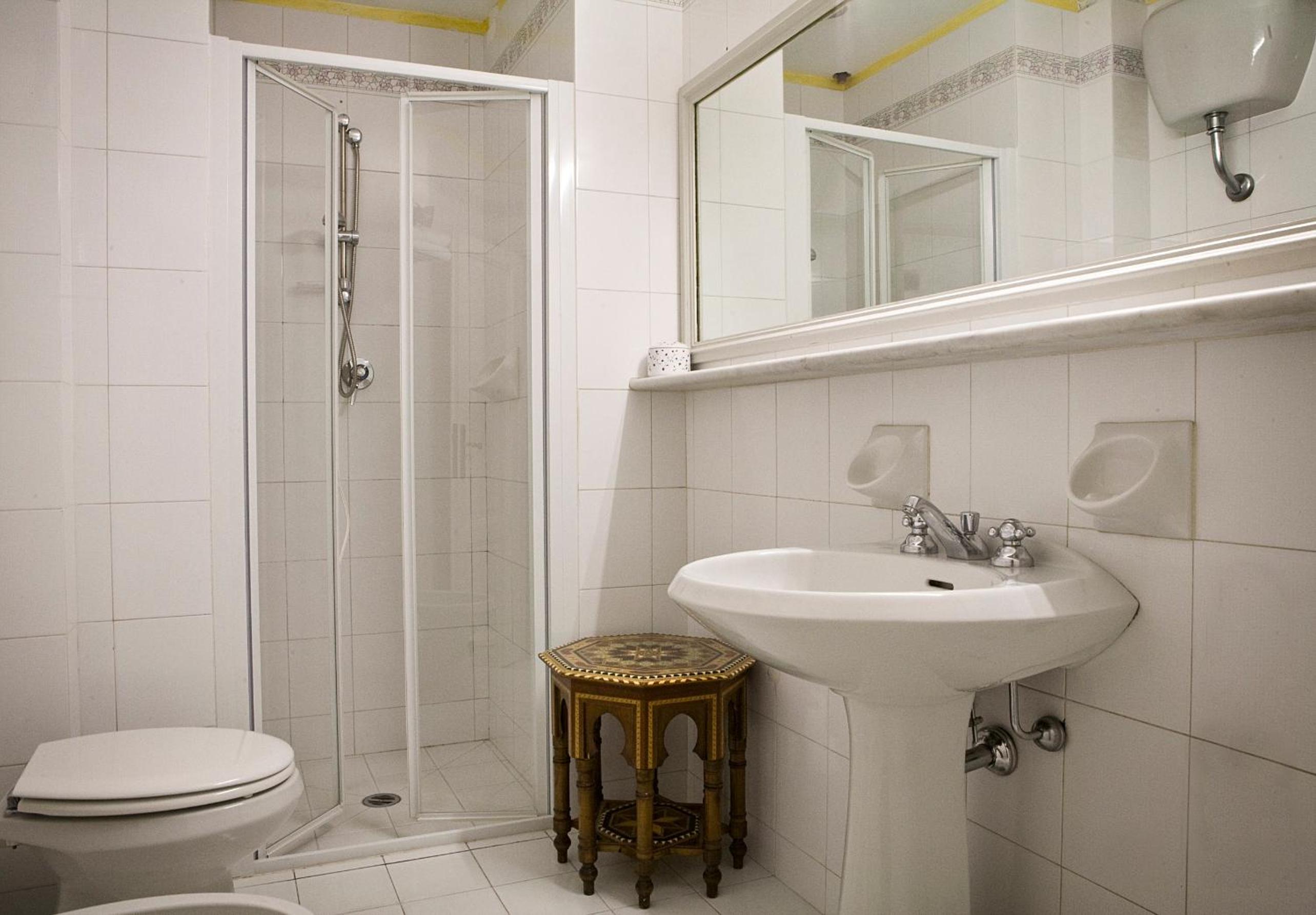 Double or Twin Room photo 2