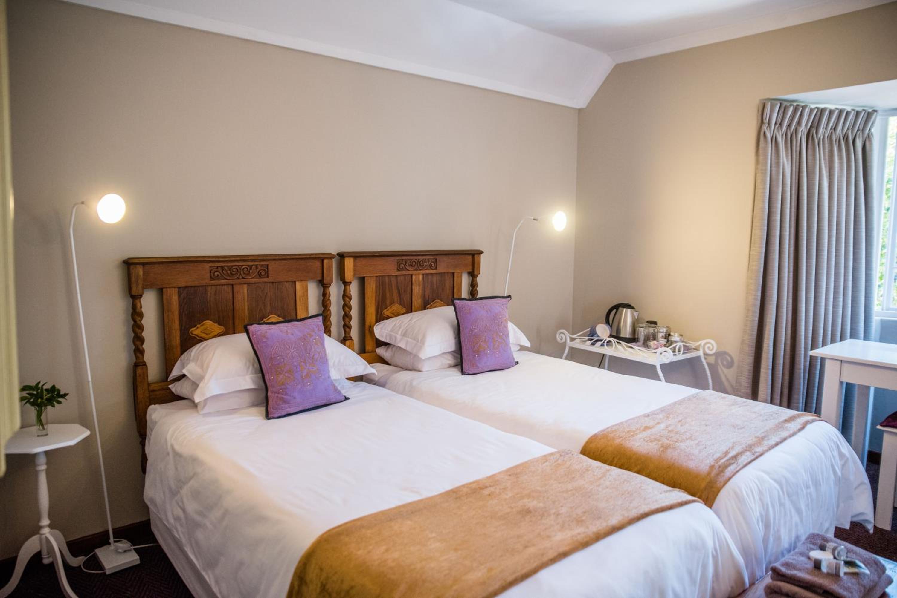 Twin Room with Extra Bed photo 1