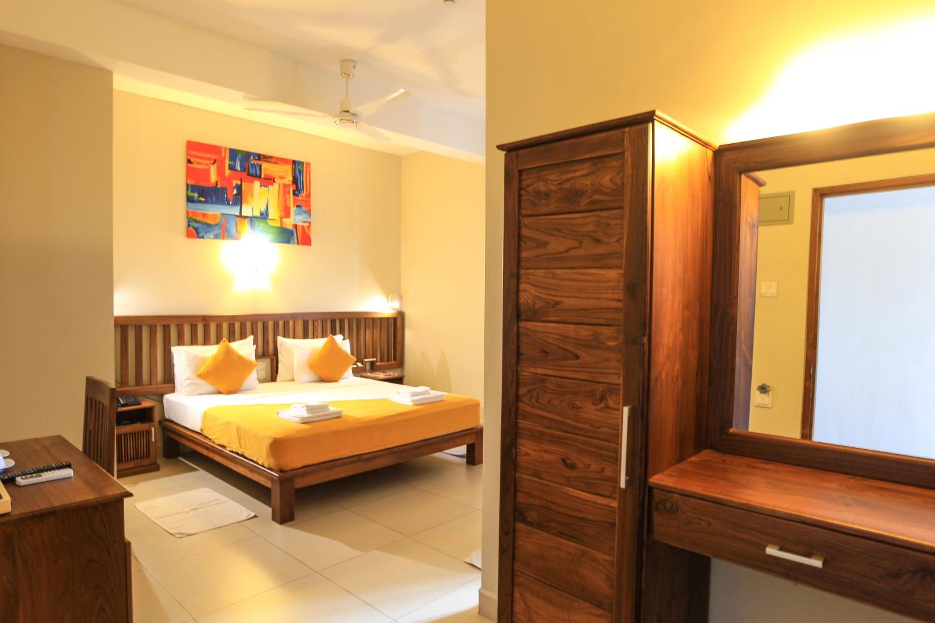 Triple Room