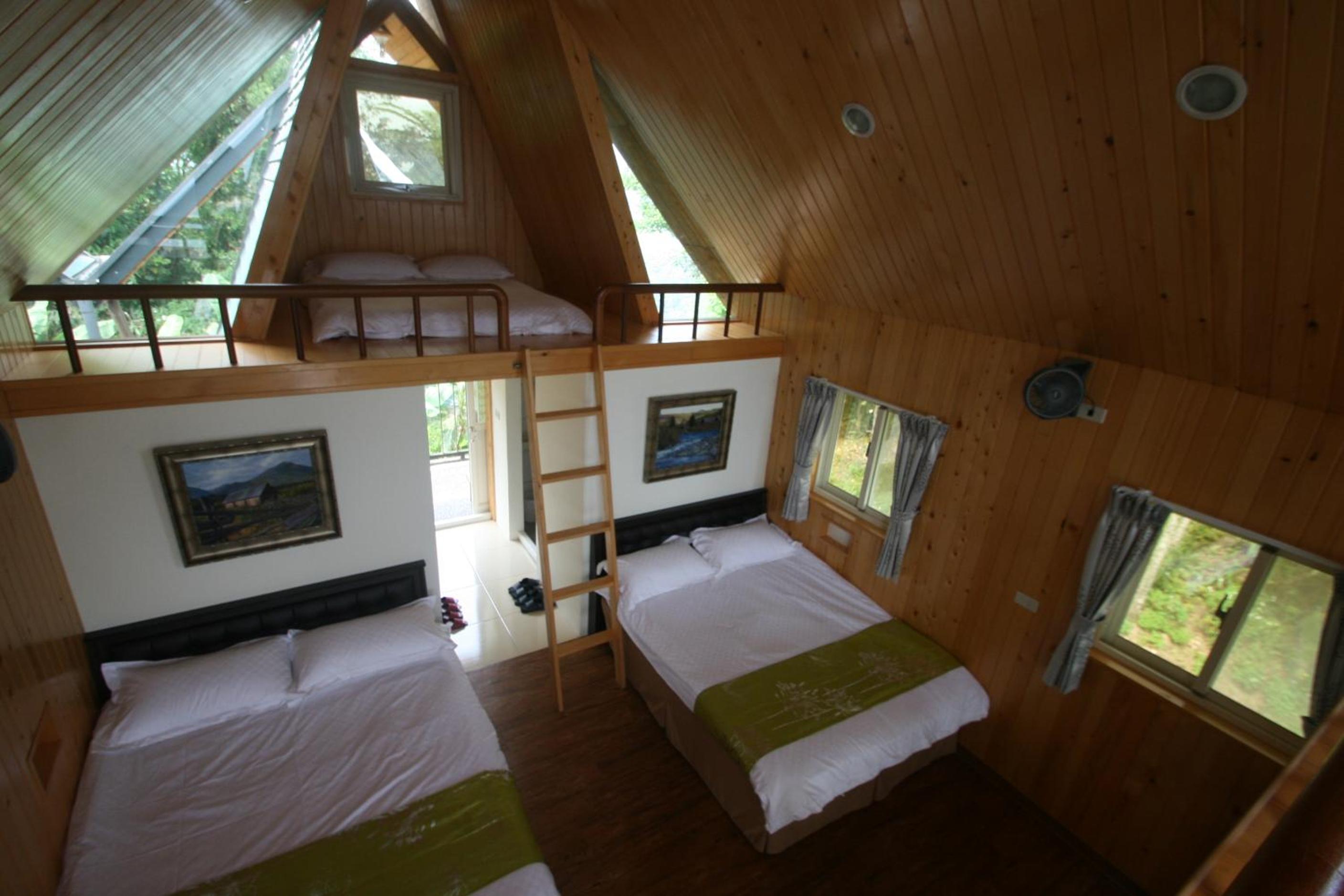 Quadruple Room with Balcony photo 1