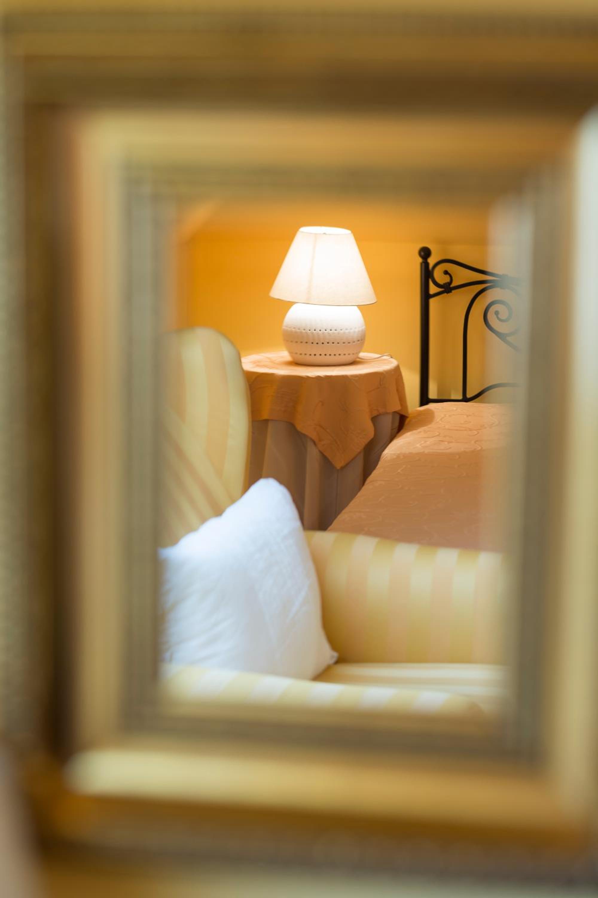 Double Room with Private Bathroom photo 1