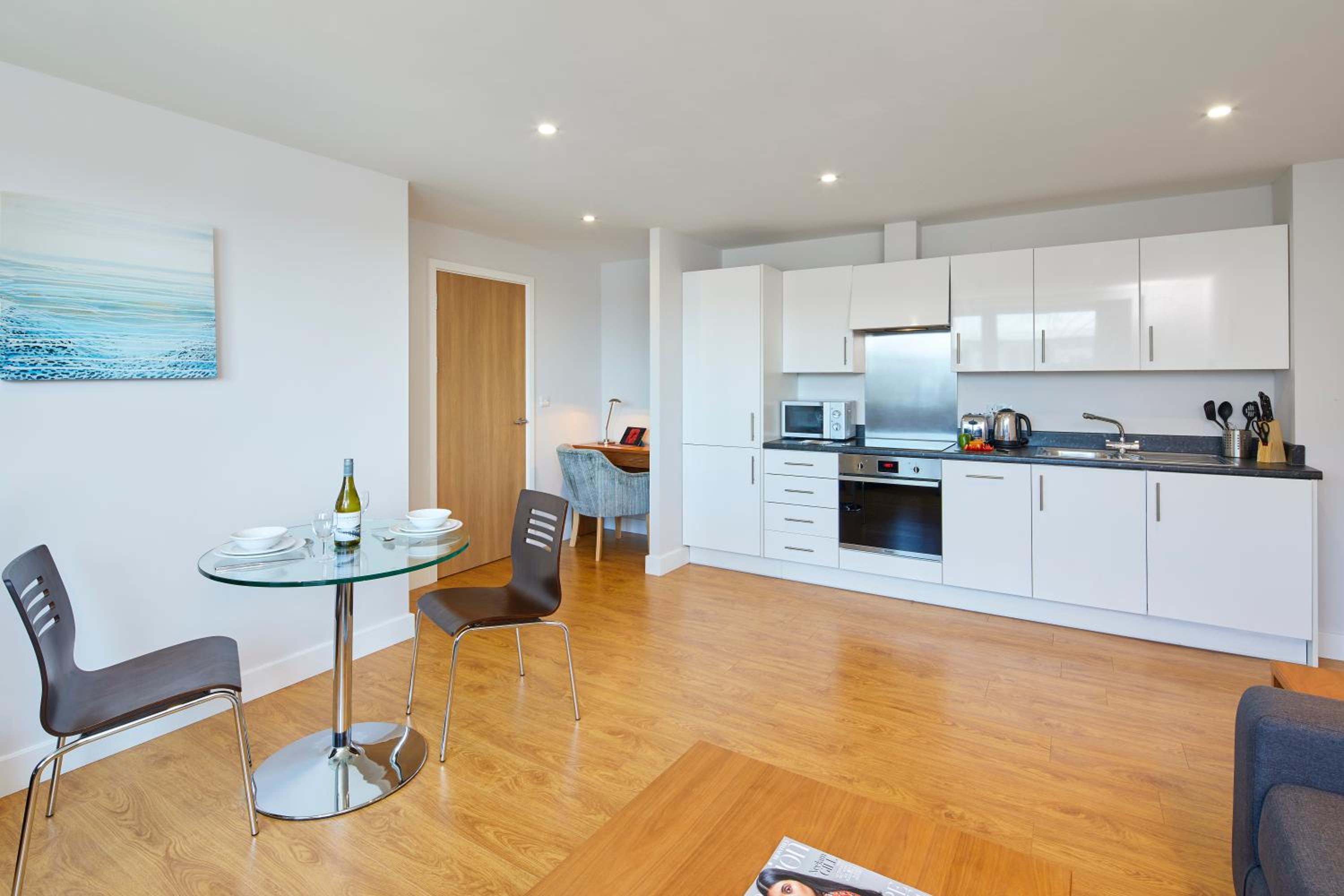 One-Bedroom Apartment - Photo 18