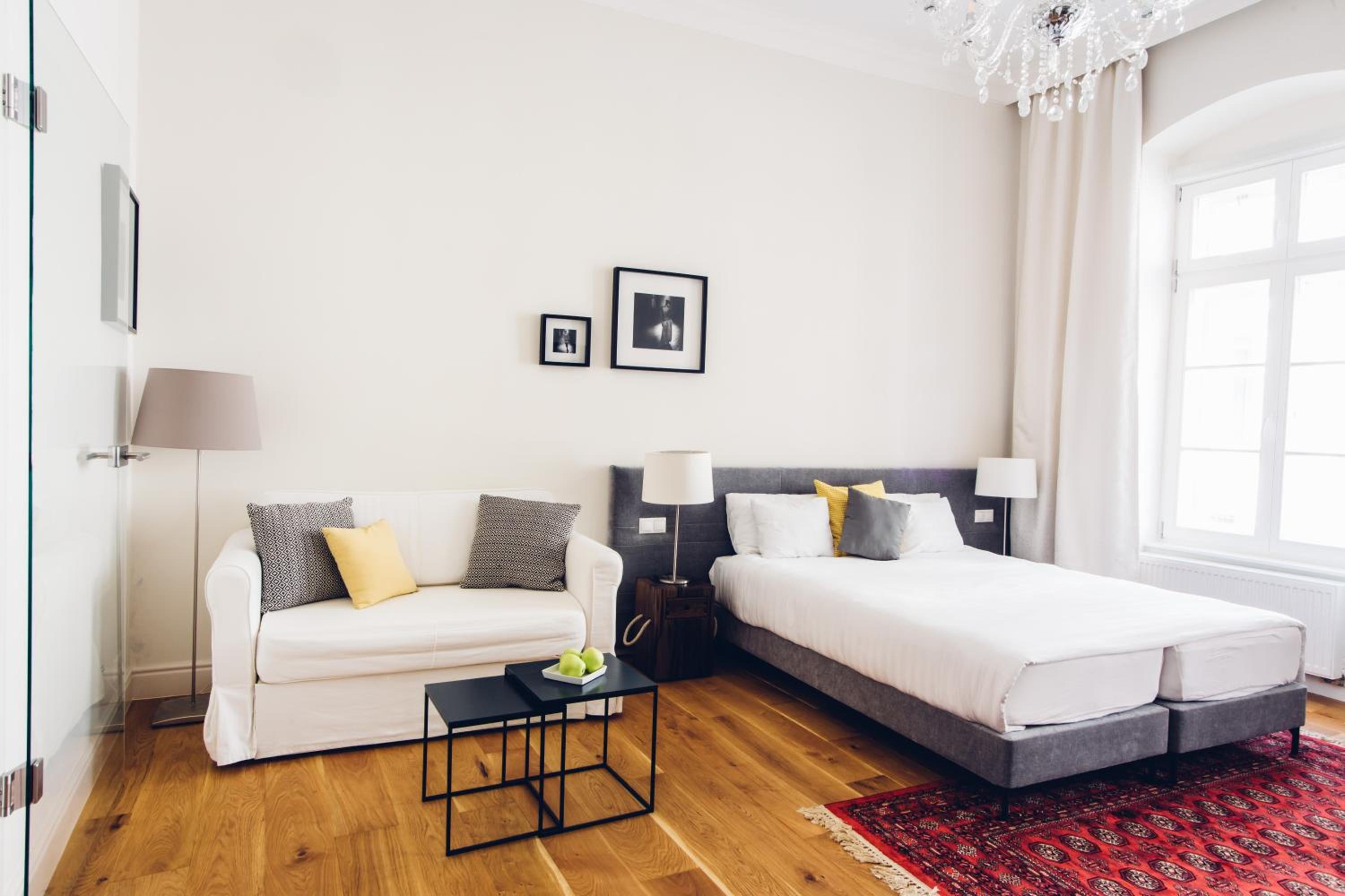 Apartment - Photo 1