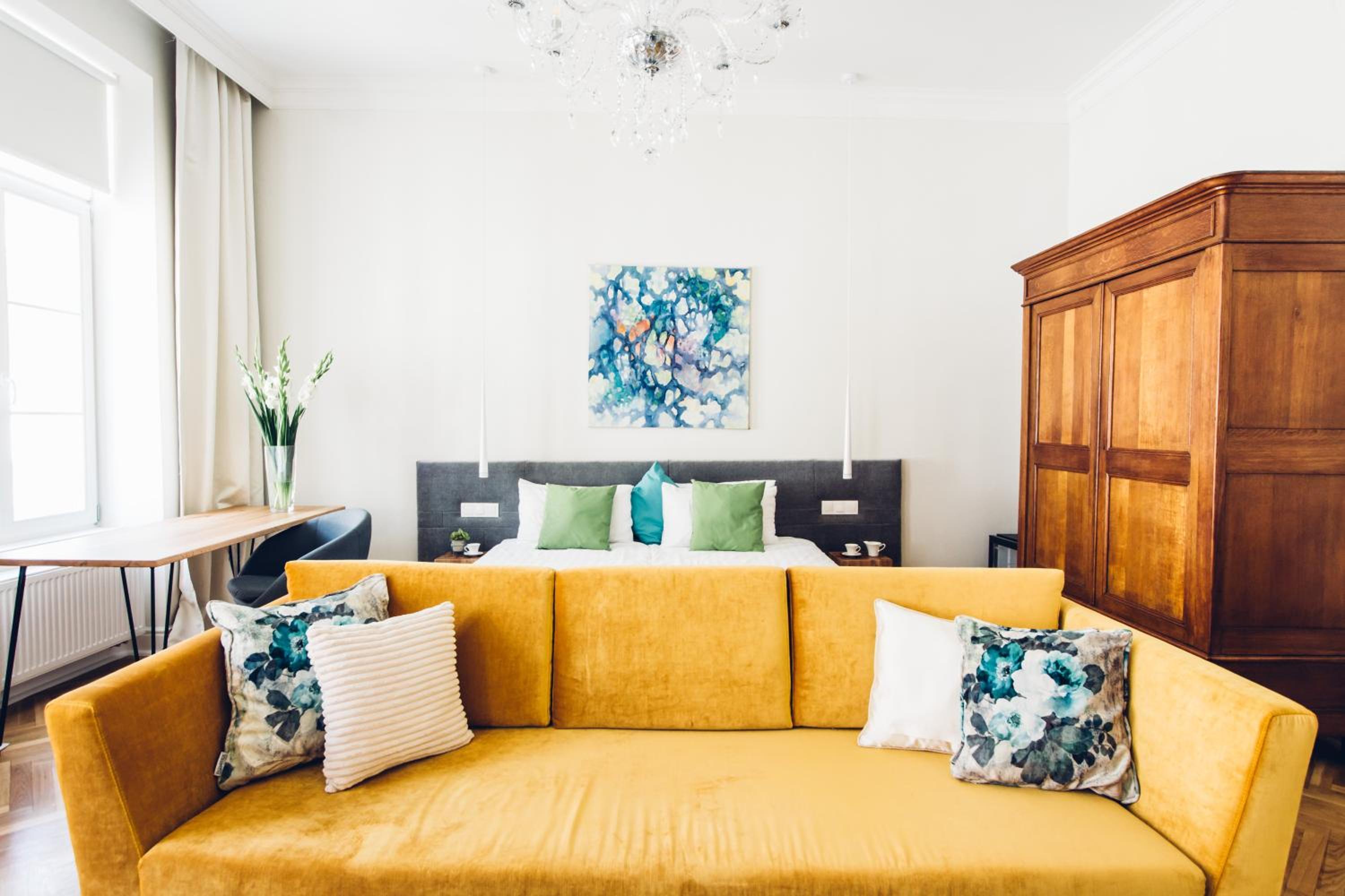 Large Double or Twin Room - Photo 15