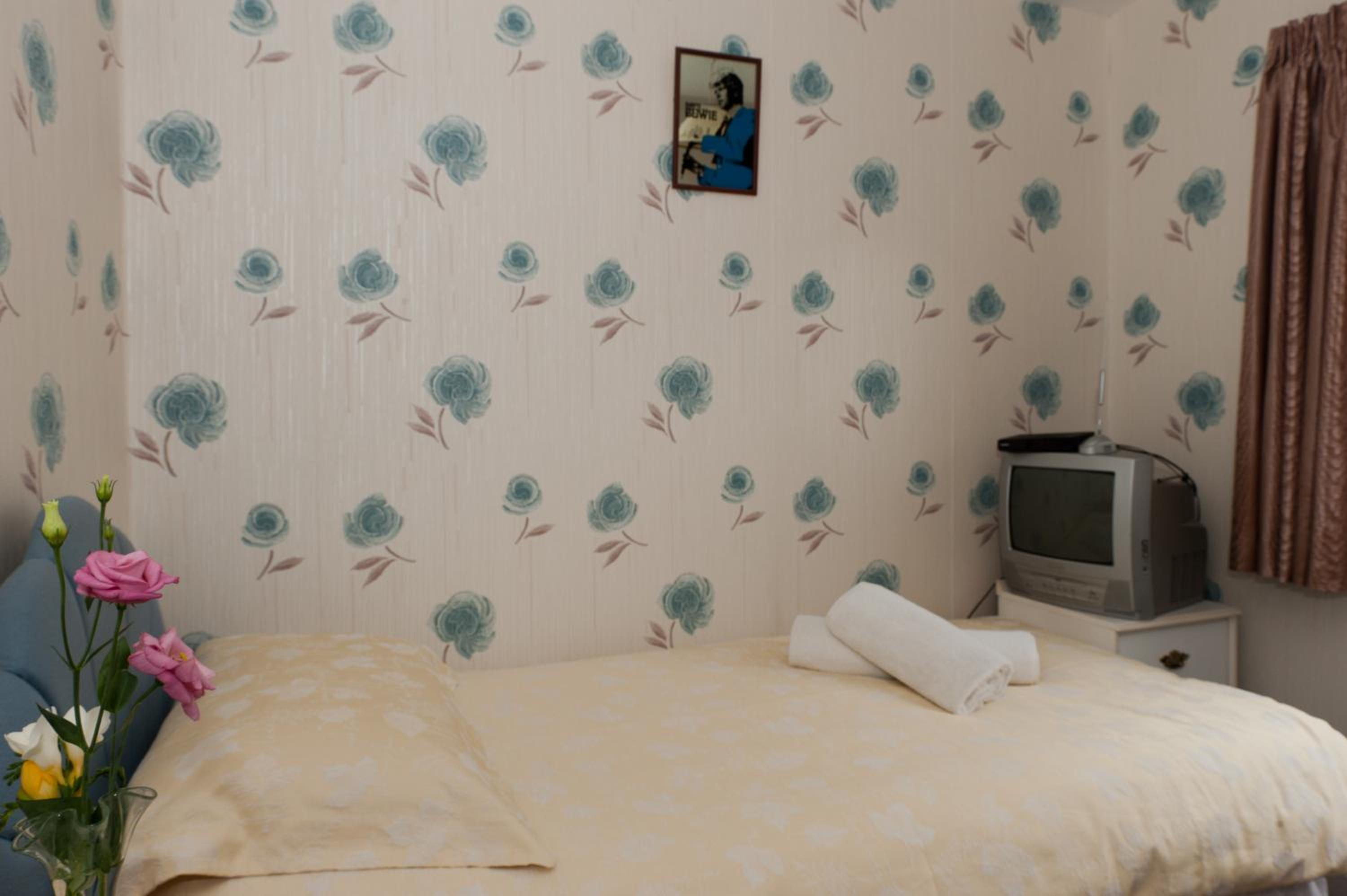 Single Room with Shared Bathroom photo 3