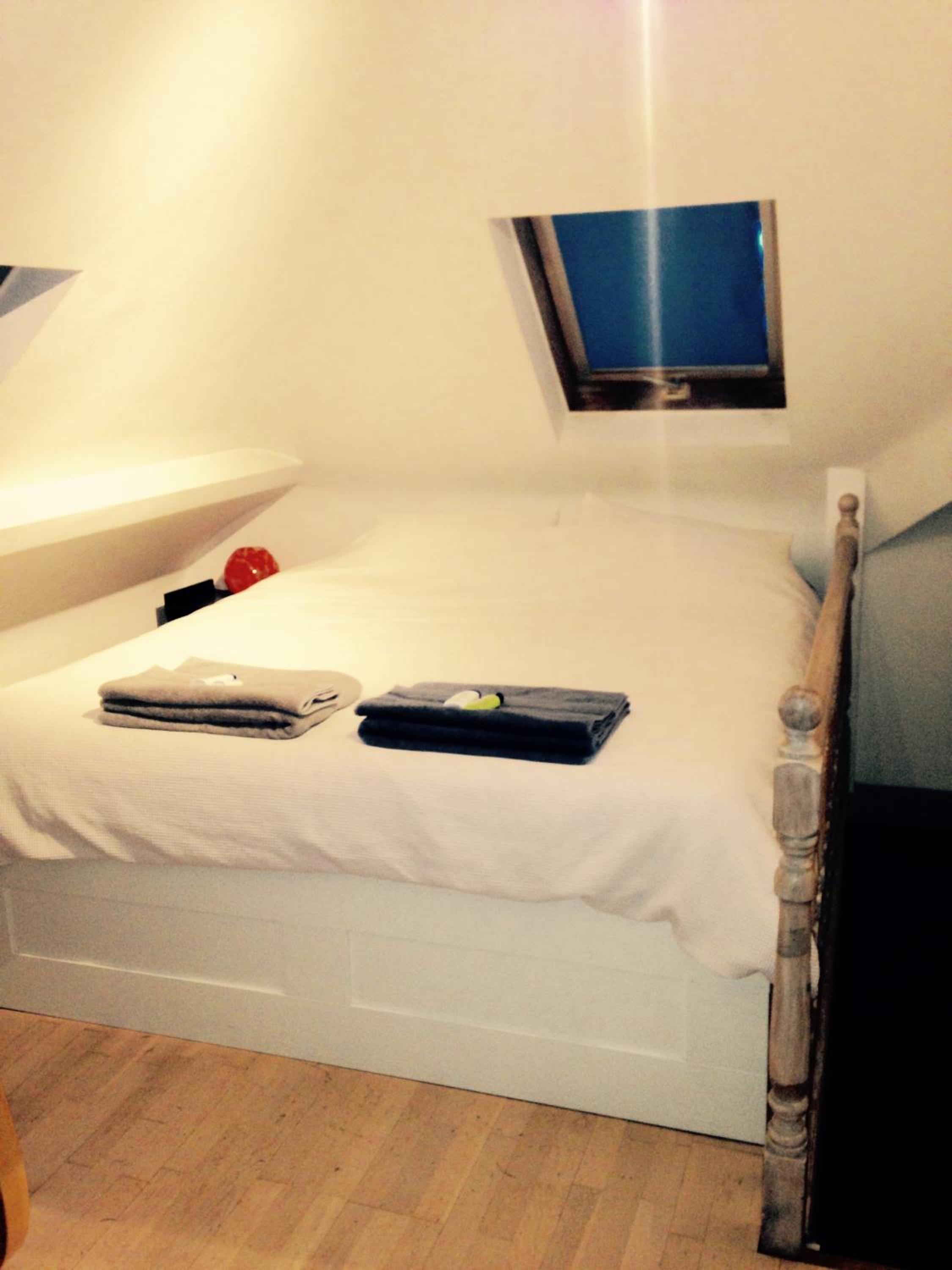 Large Double Room photo 1