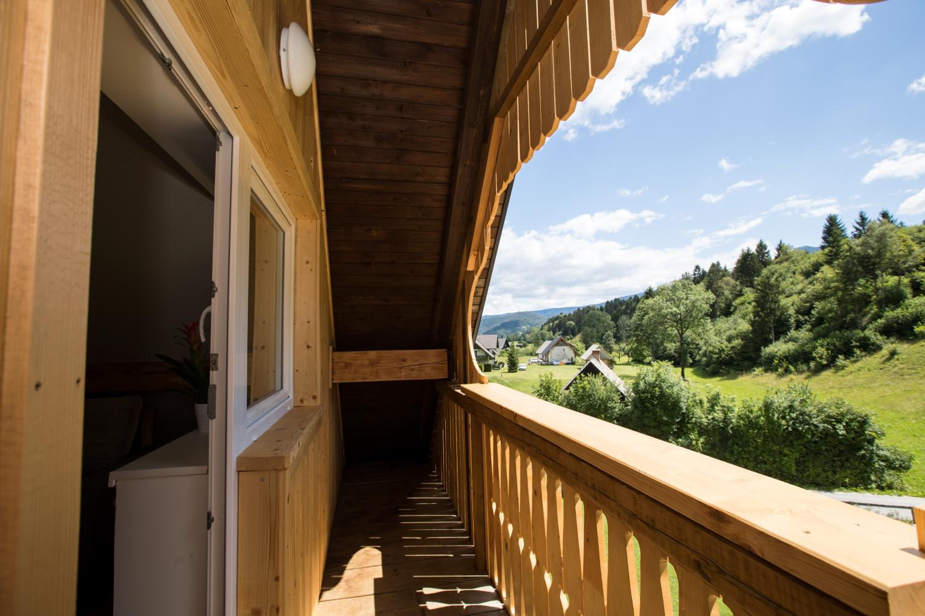 Attic Apartment with Balcony photo 3