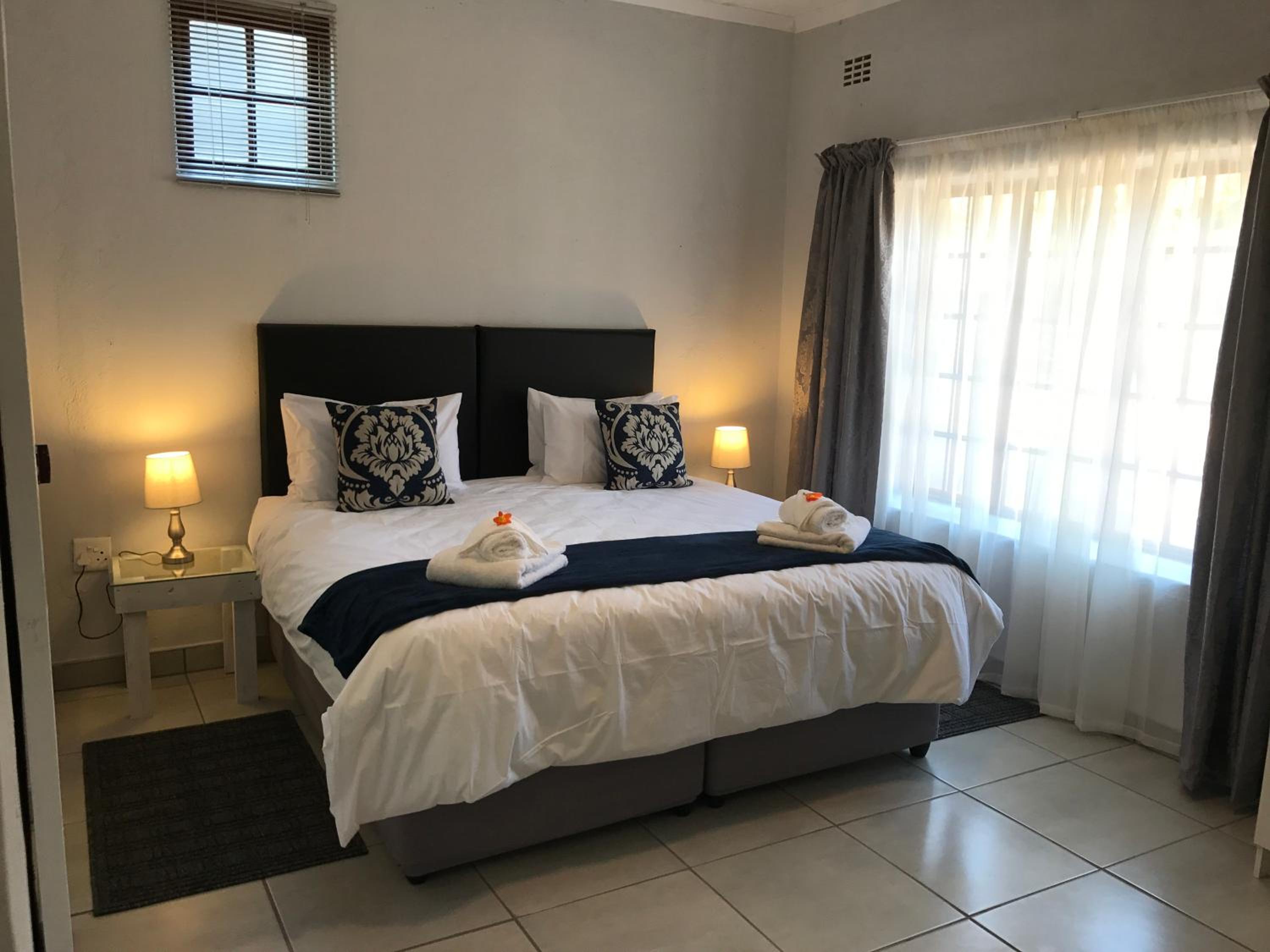 Twin/Double Room photo 1