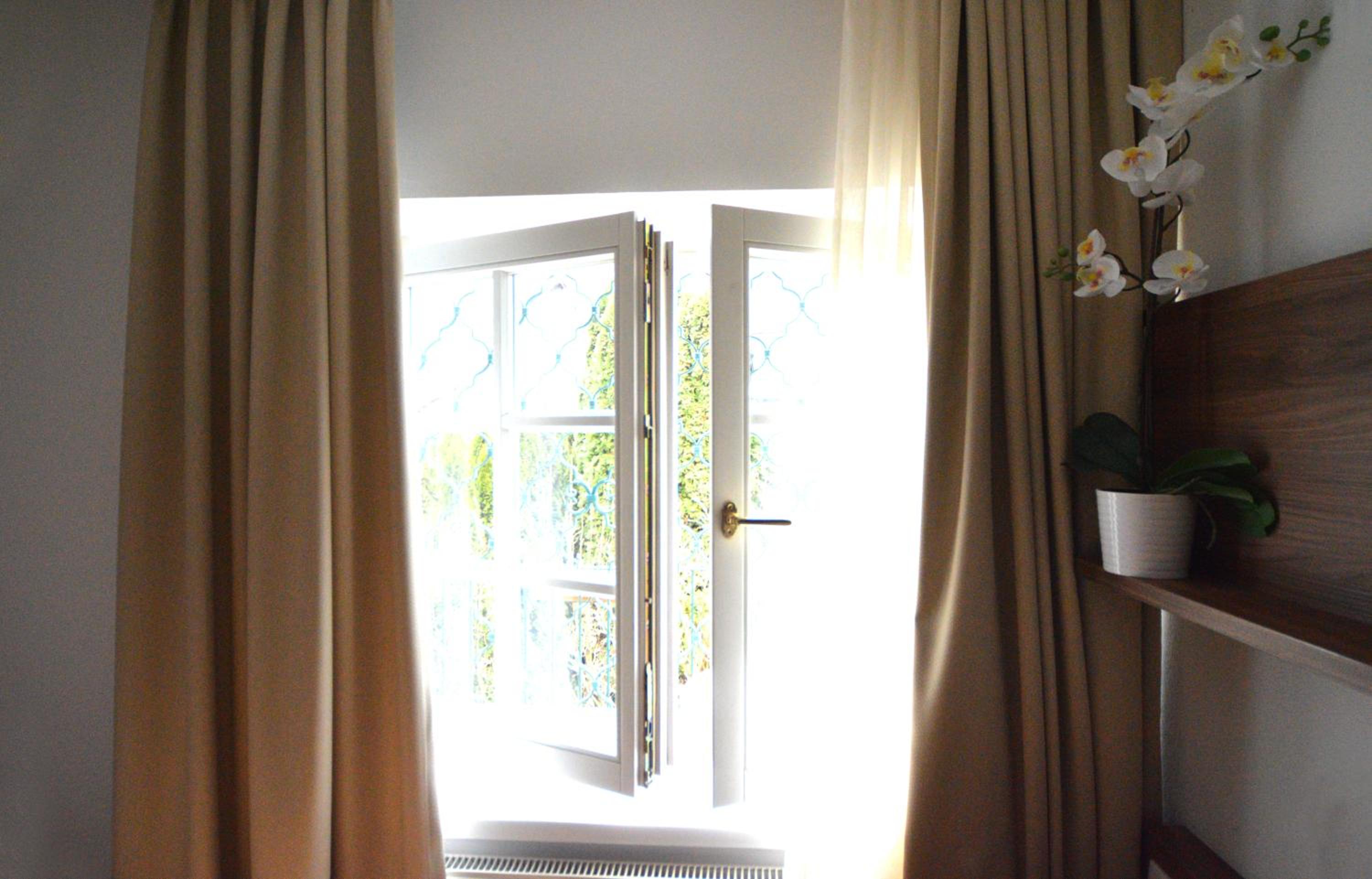 Apartment with Balcony - Photo 17
