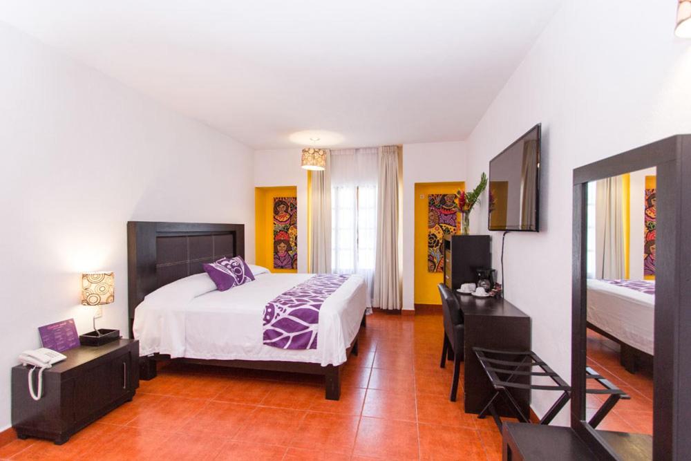 Deluxe Queen Room photo 2