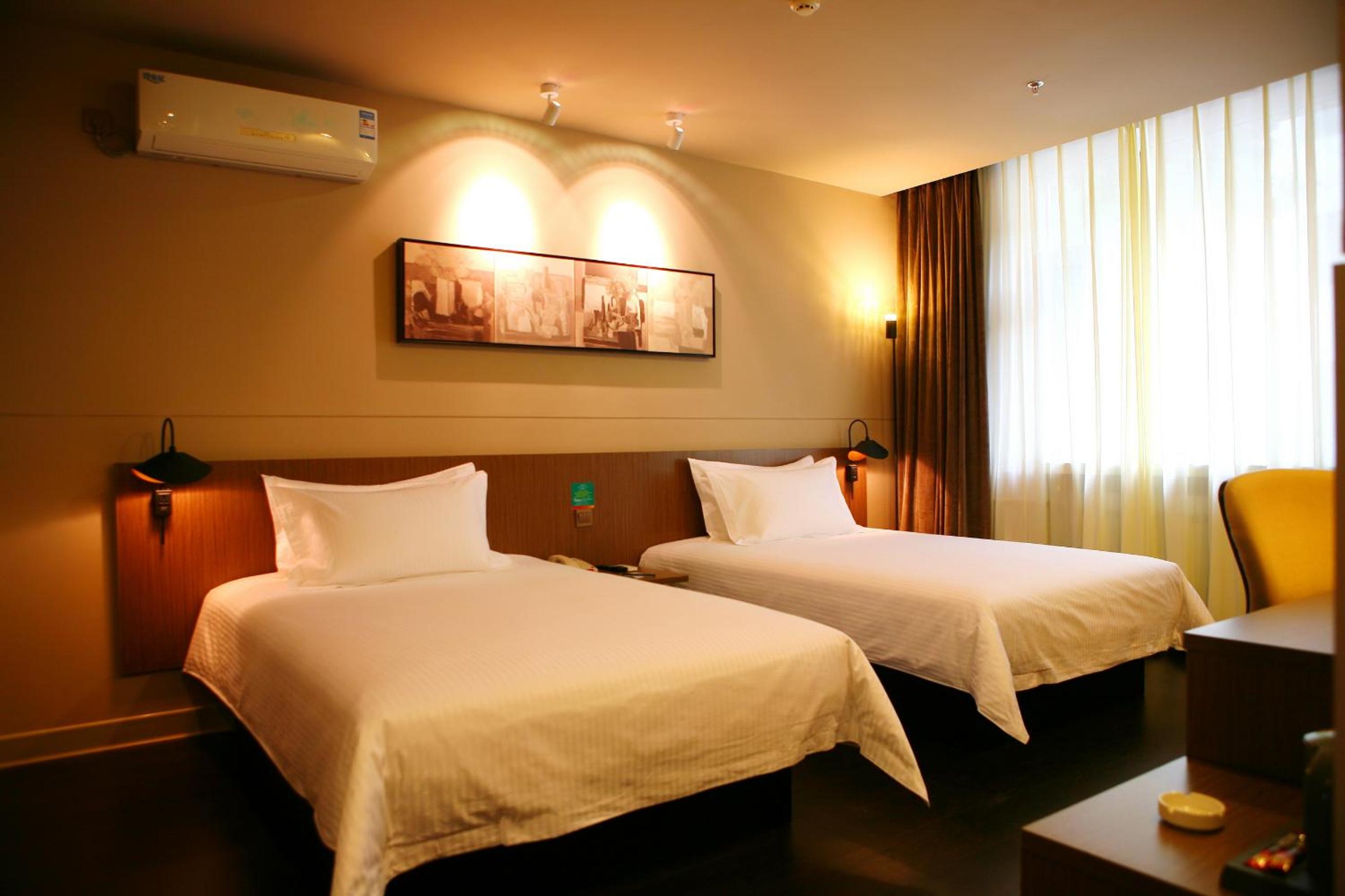 Standard Twin Room A photo 2