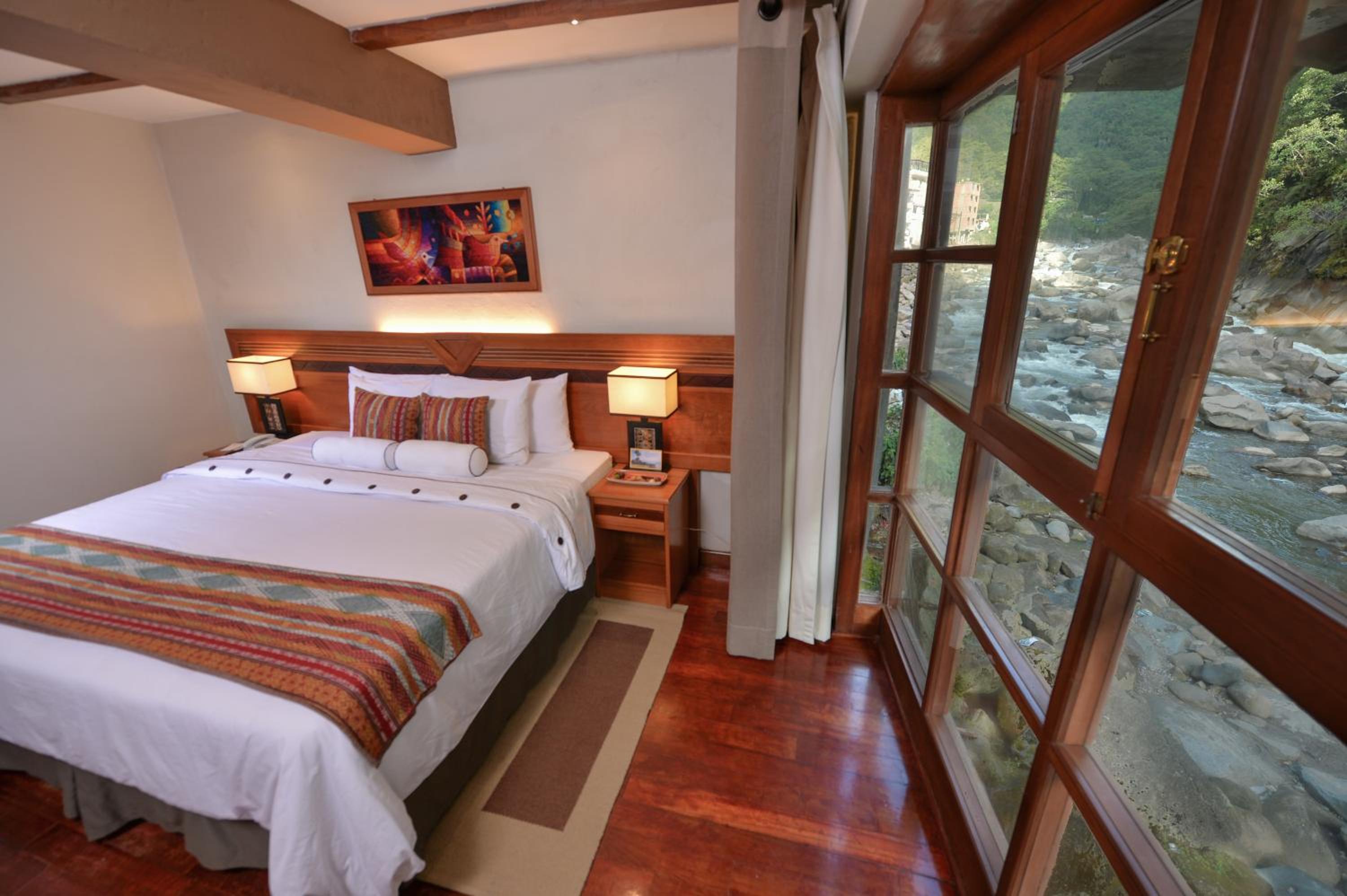 Superior King or Twin Room with River View photo 3
