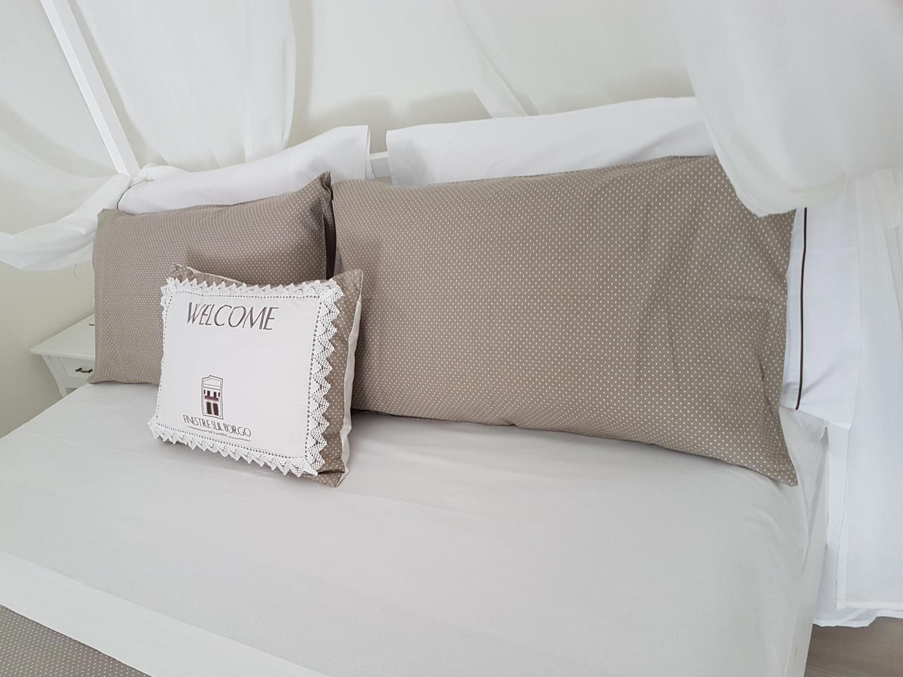 Deluxe Suite - Photo 3