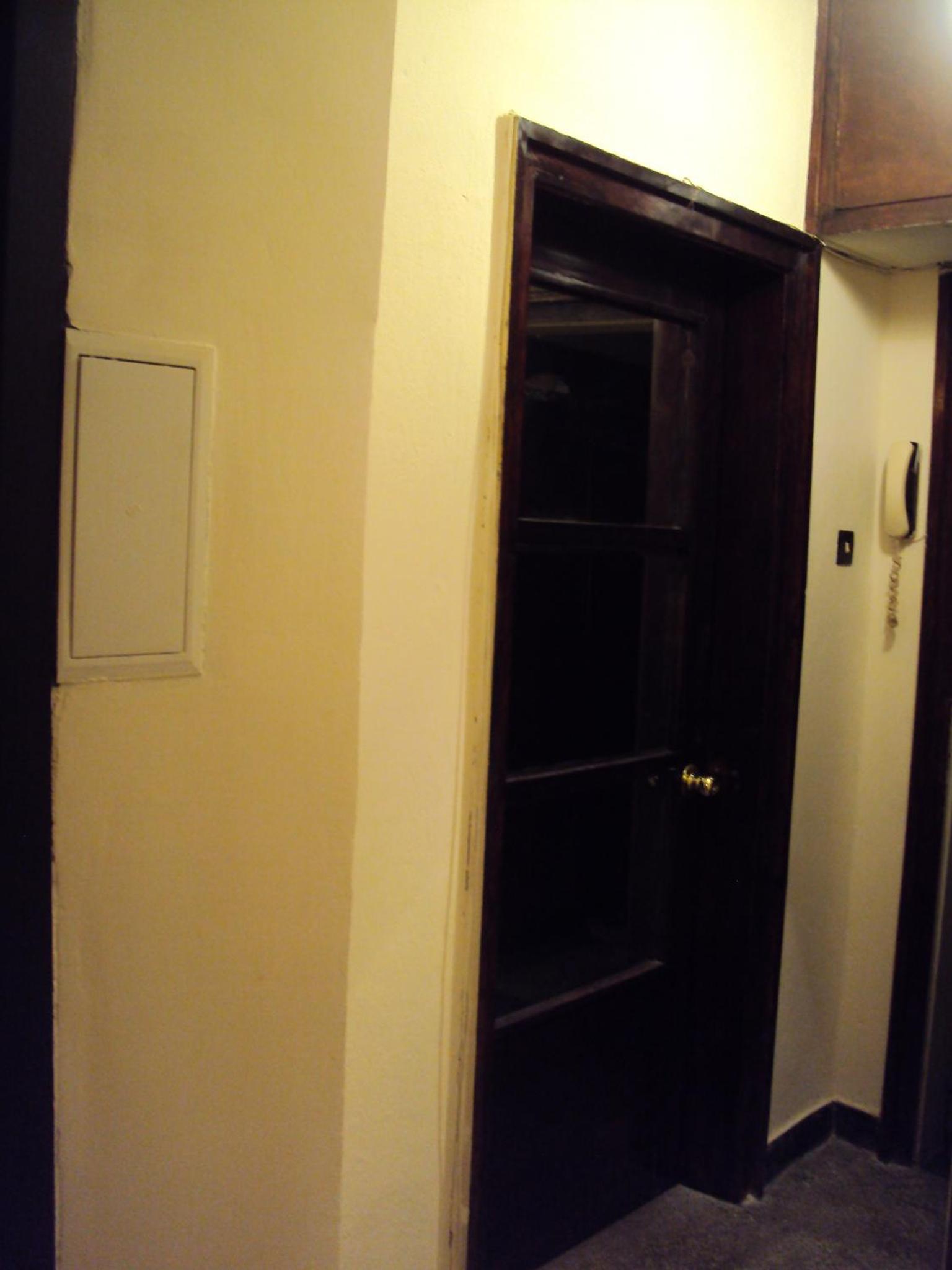 Apartment with Balcony - Photo 11