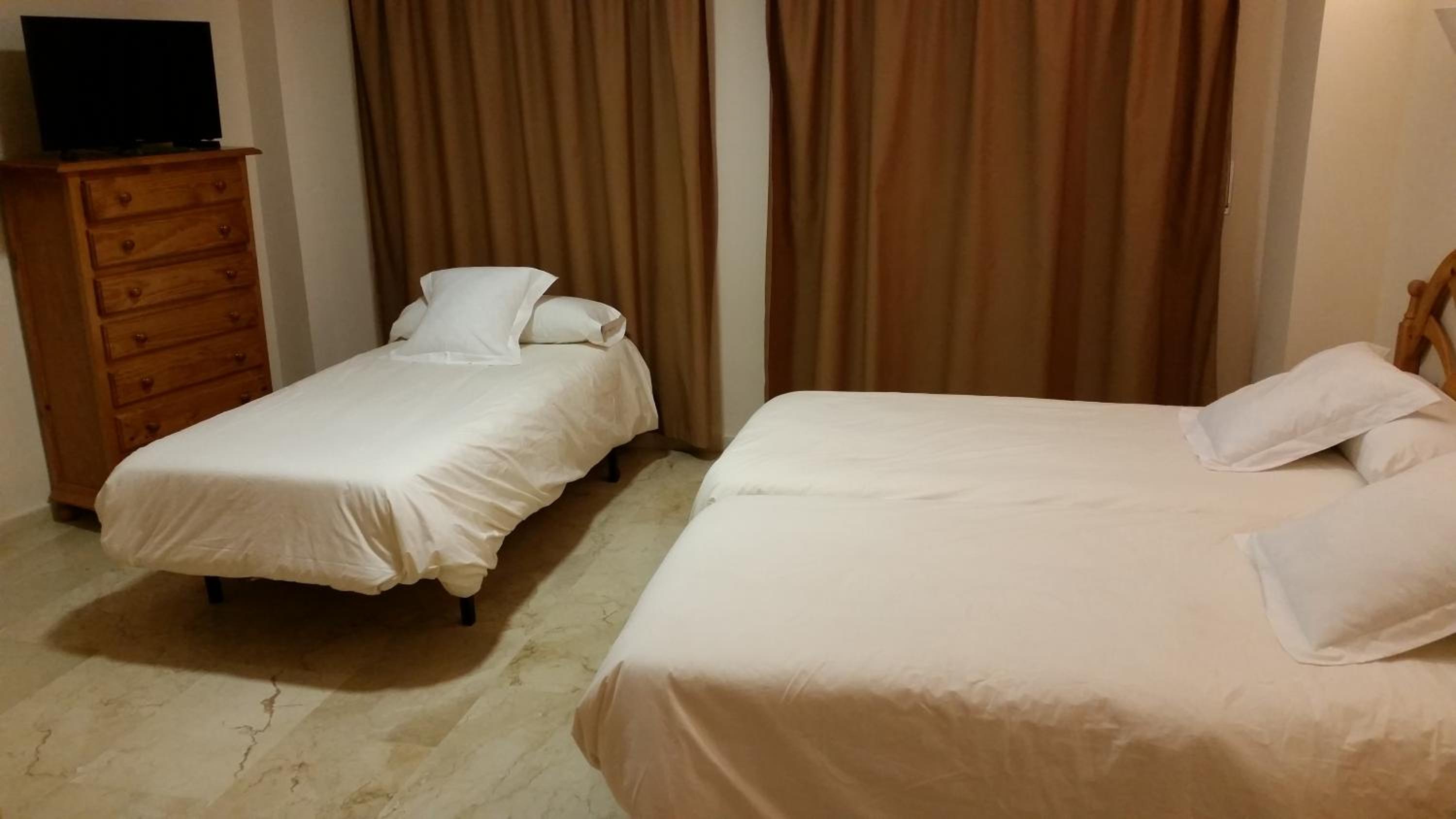 Standard Quadruple Room photo 2