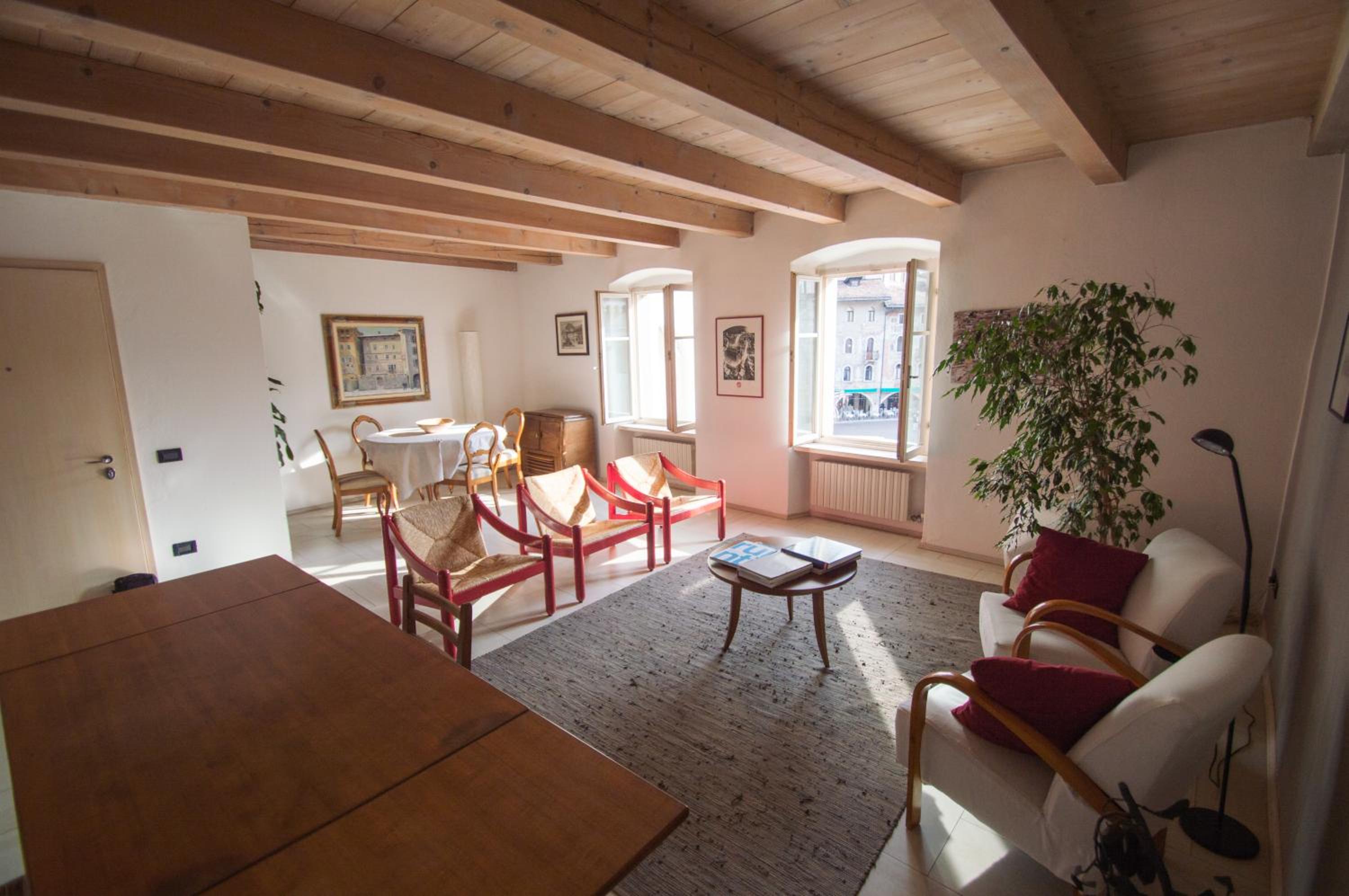 Double or Twin Room with Private External Bathroom - Photo 3