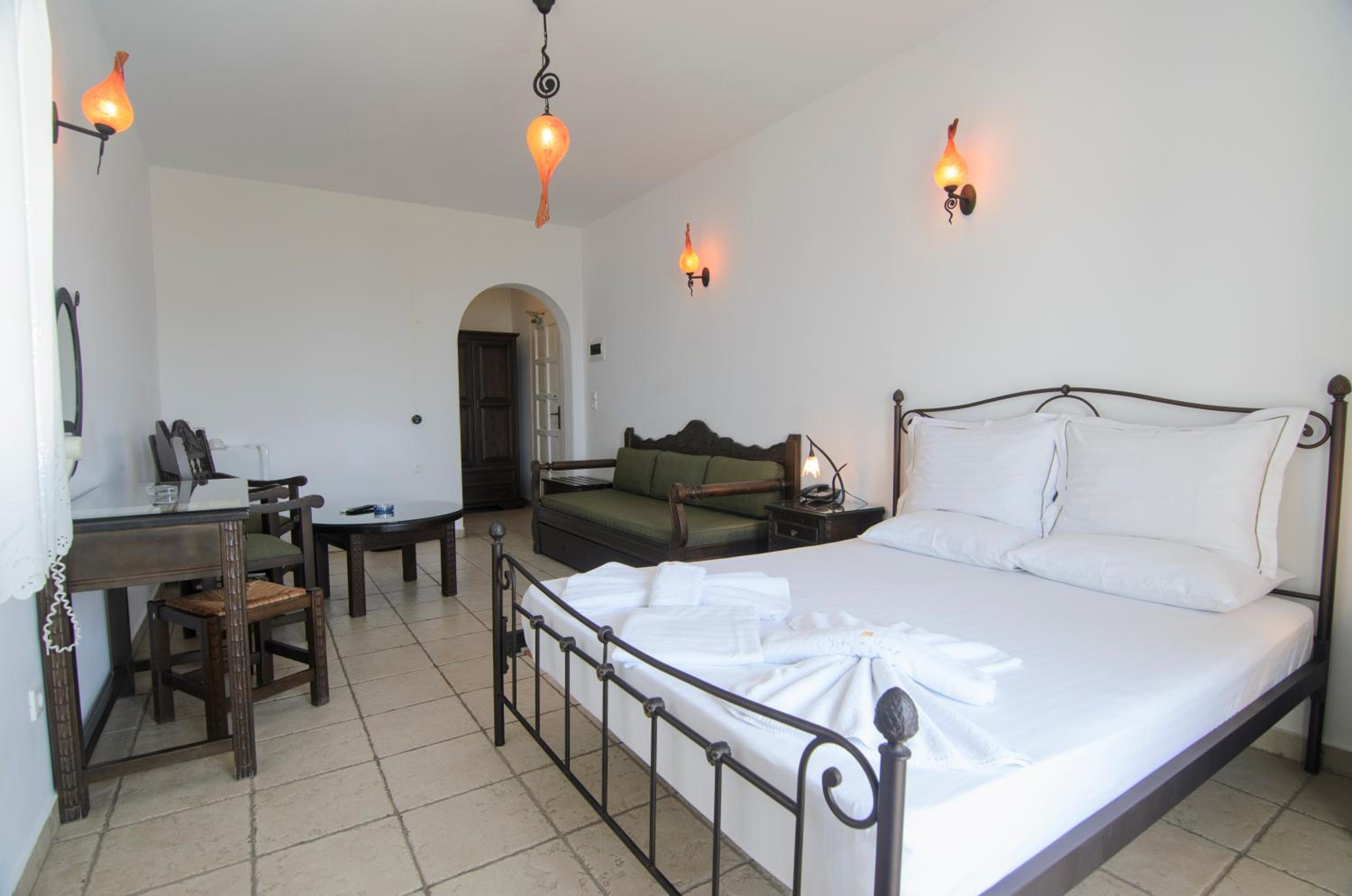 Double Room with Balcony and Sea View