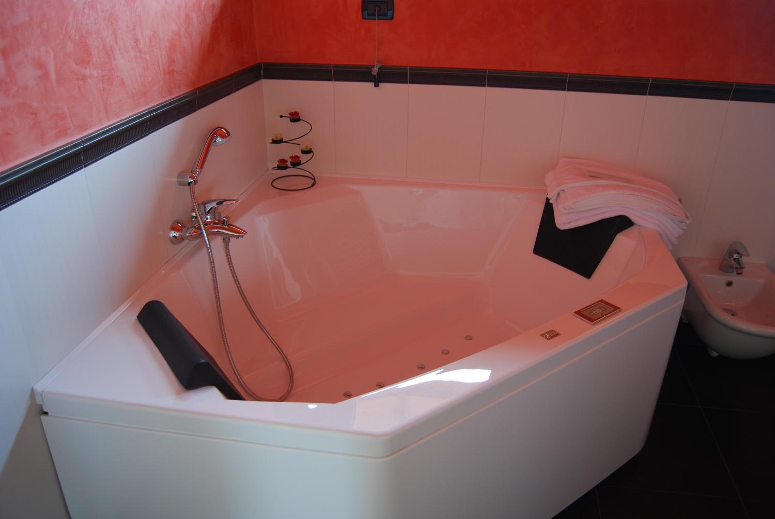 Superior Double Room with Lake View photo 2