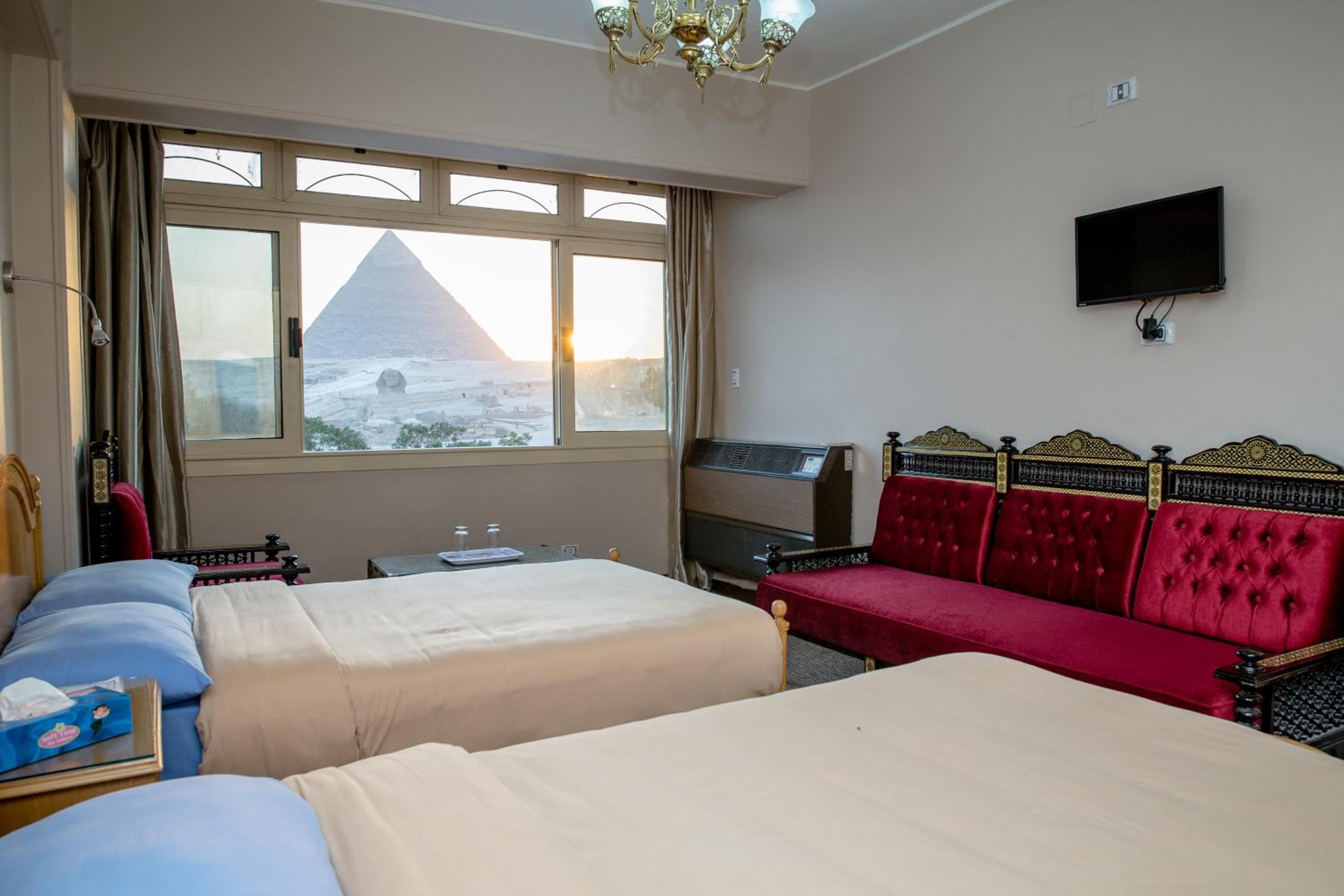Double or Twin Room with Pyramids View thumbnail 5