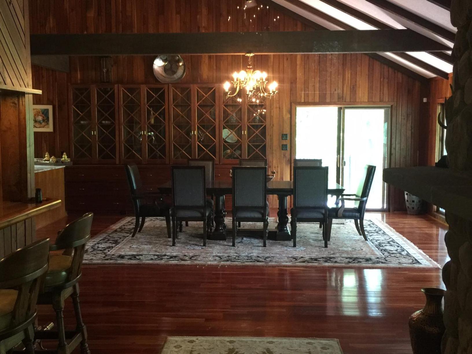 Four-Bedroom House photo 3