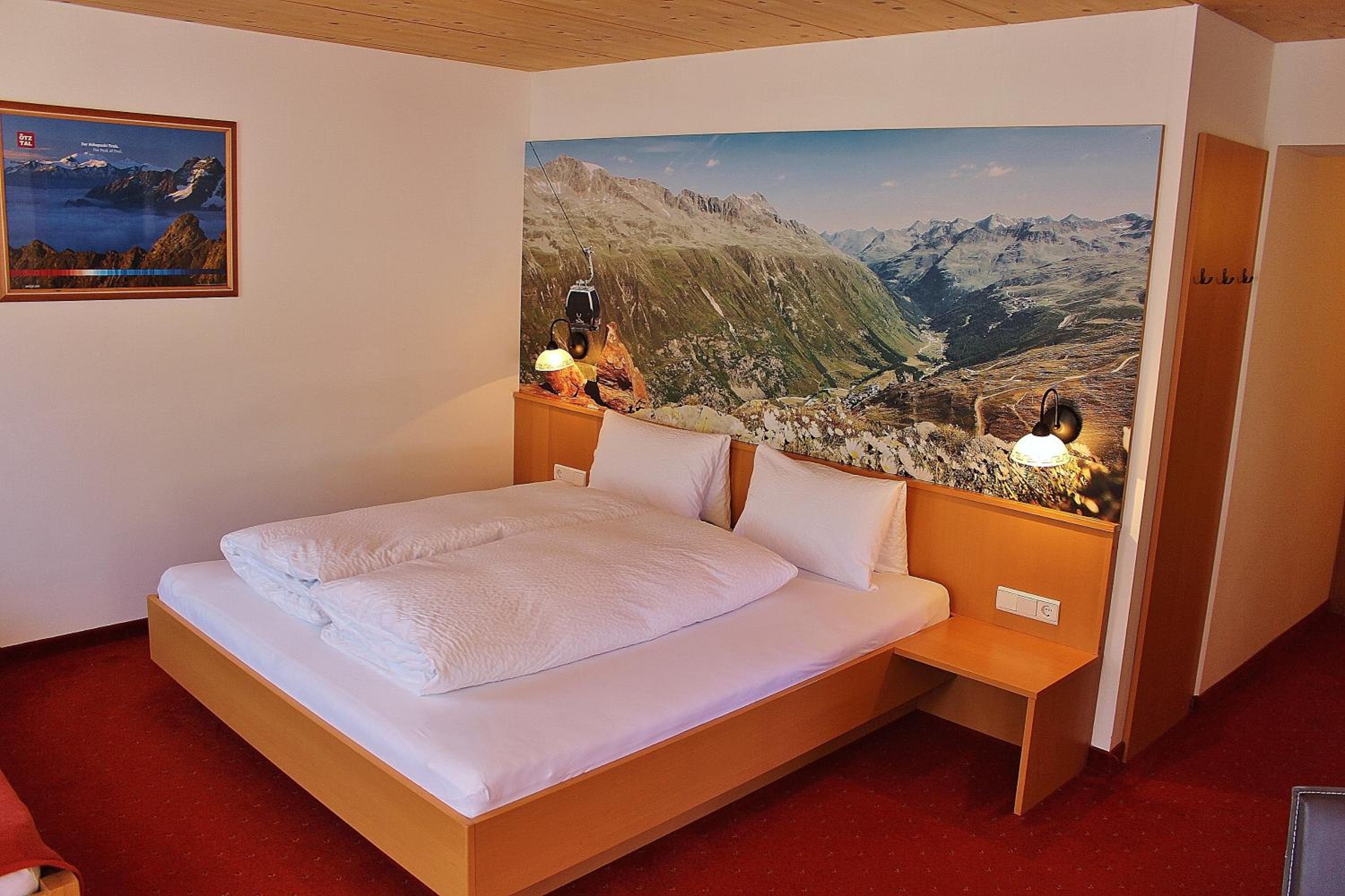 Large Double Room with Balcony photo 1