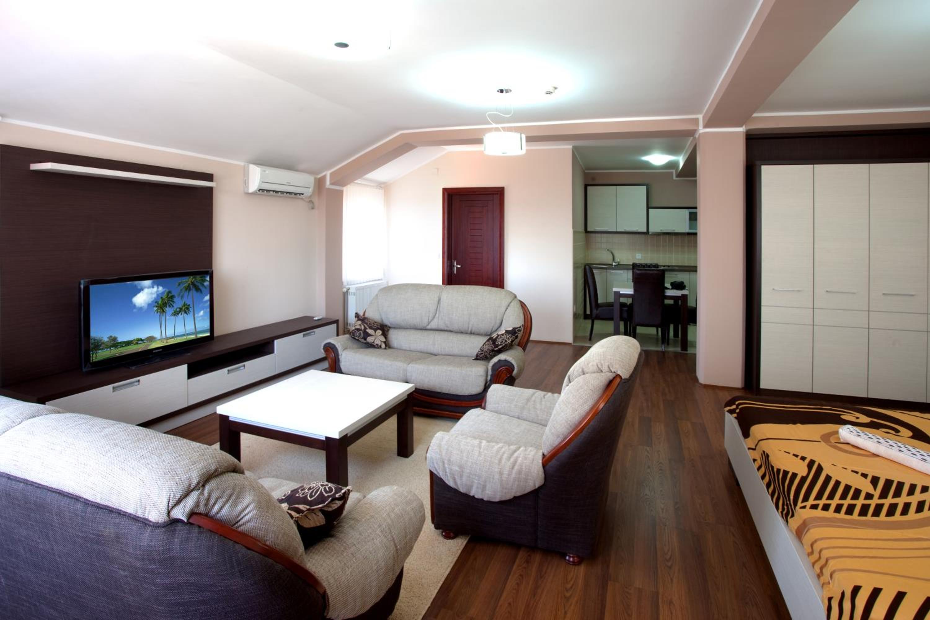 Deluxe Triple Room photo 2