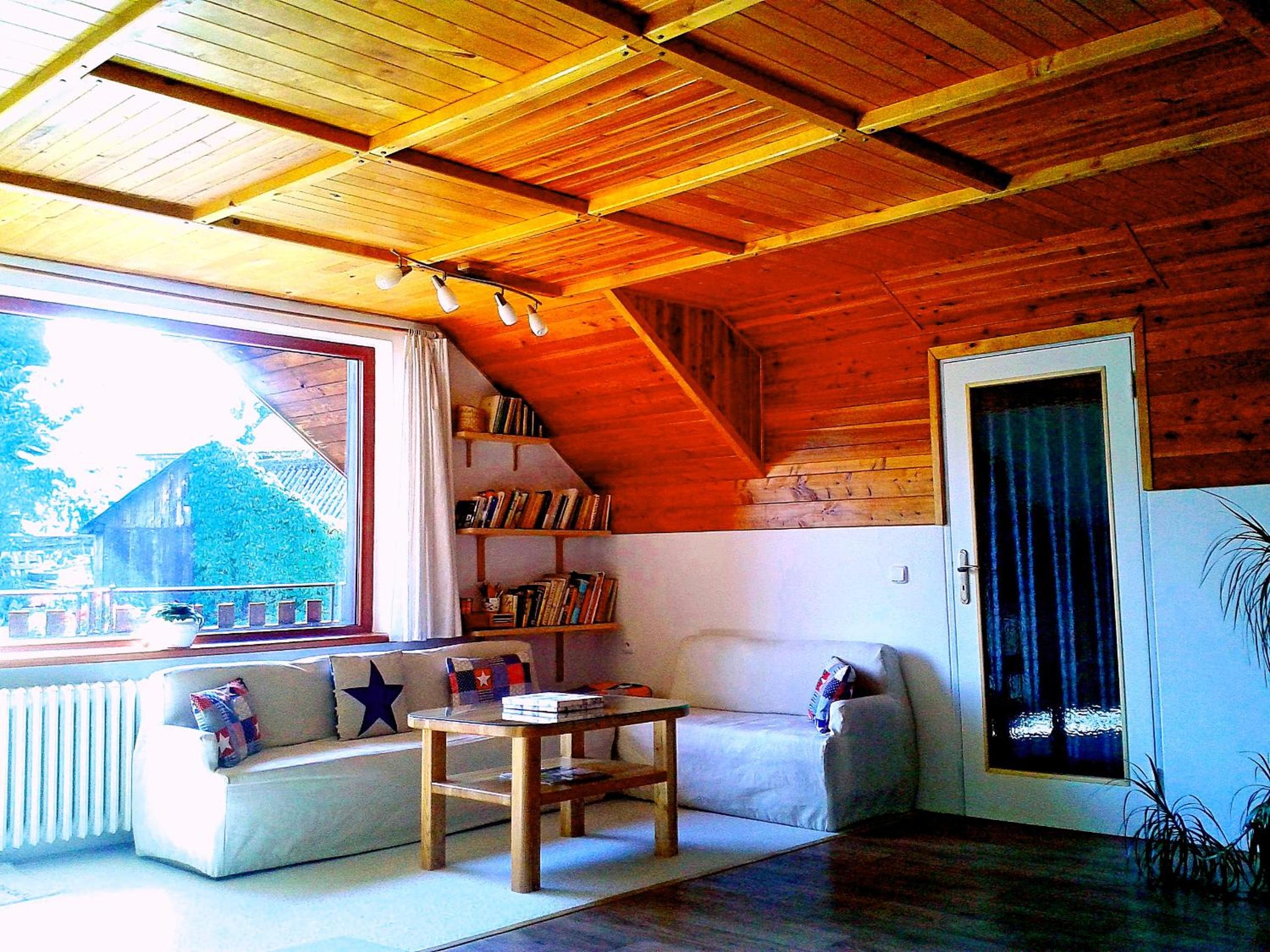 Apartment photo 2