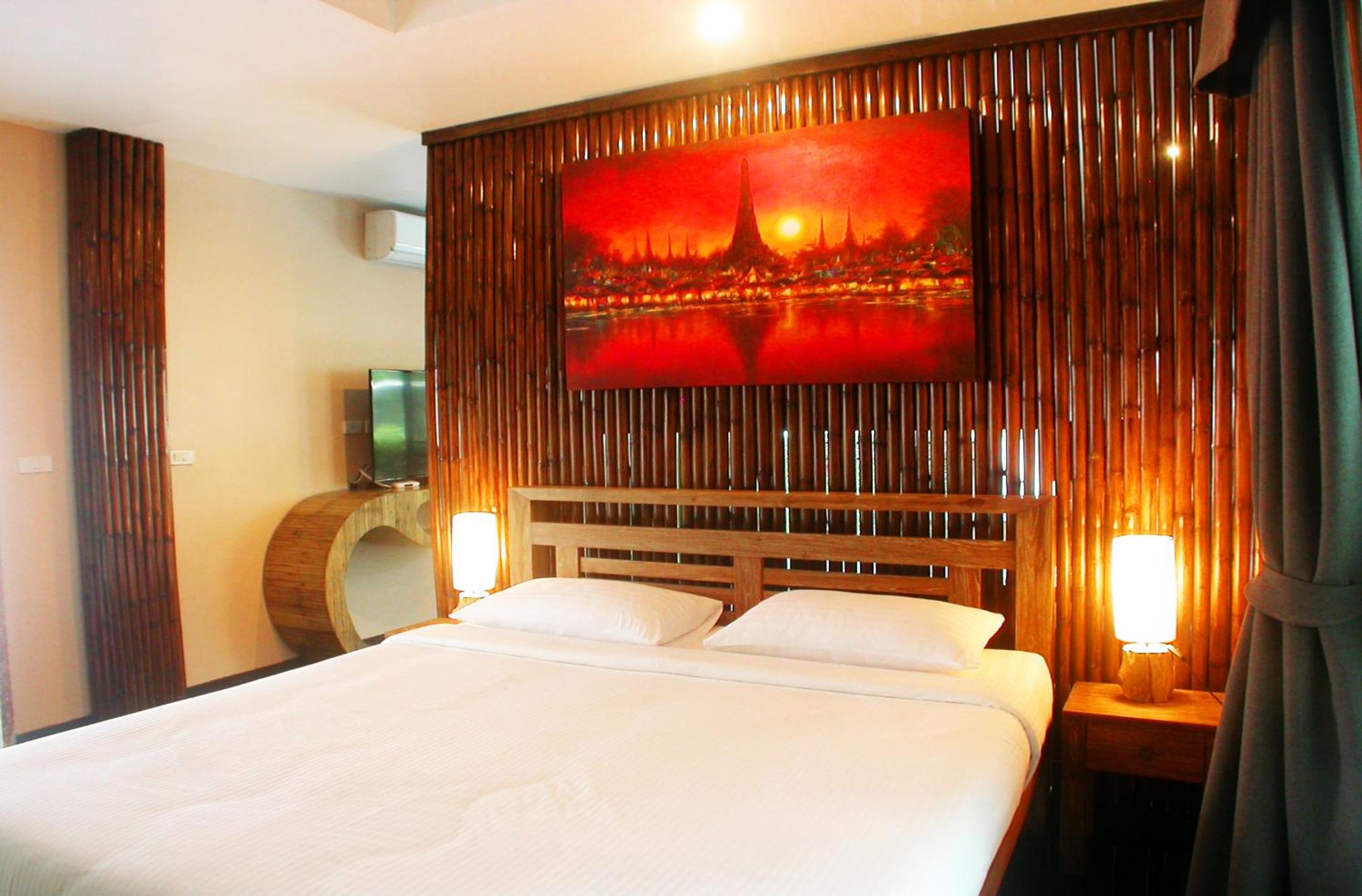 Junior Suite with Garden View