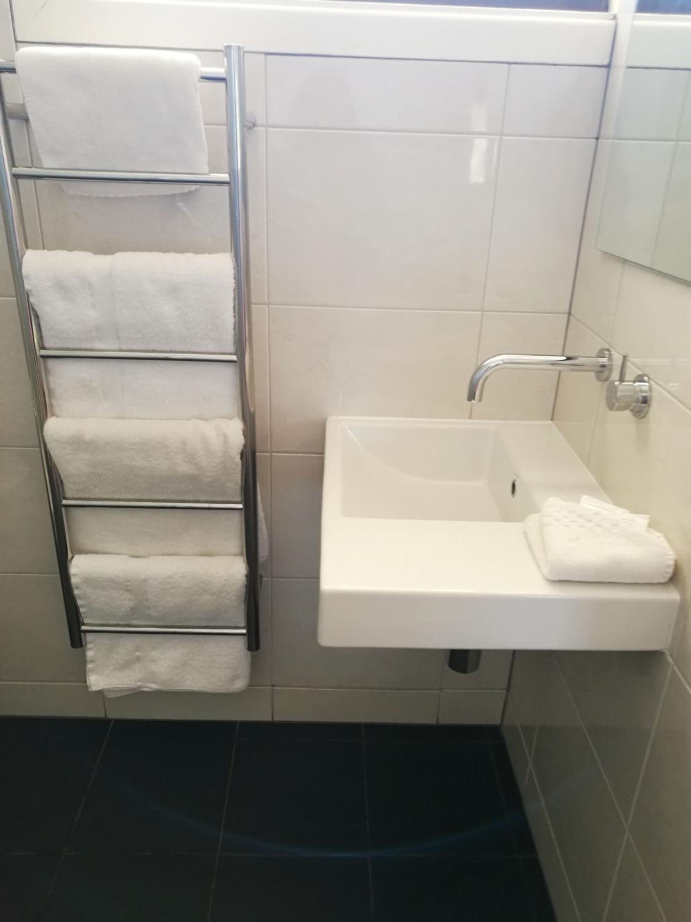 Triple Room - Photo 9